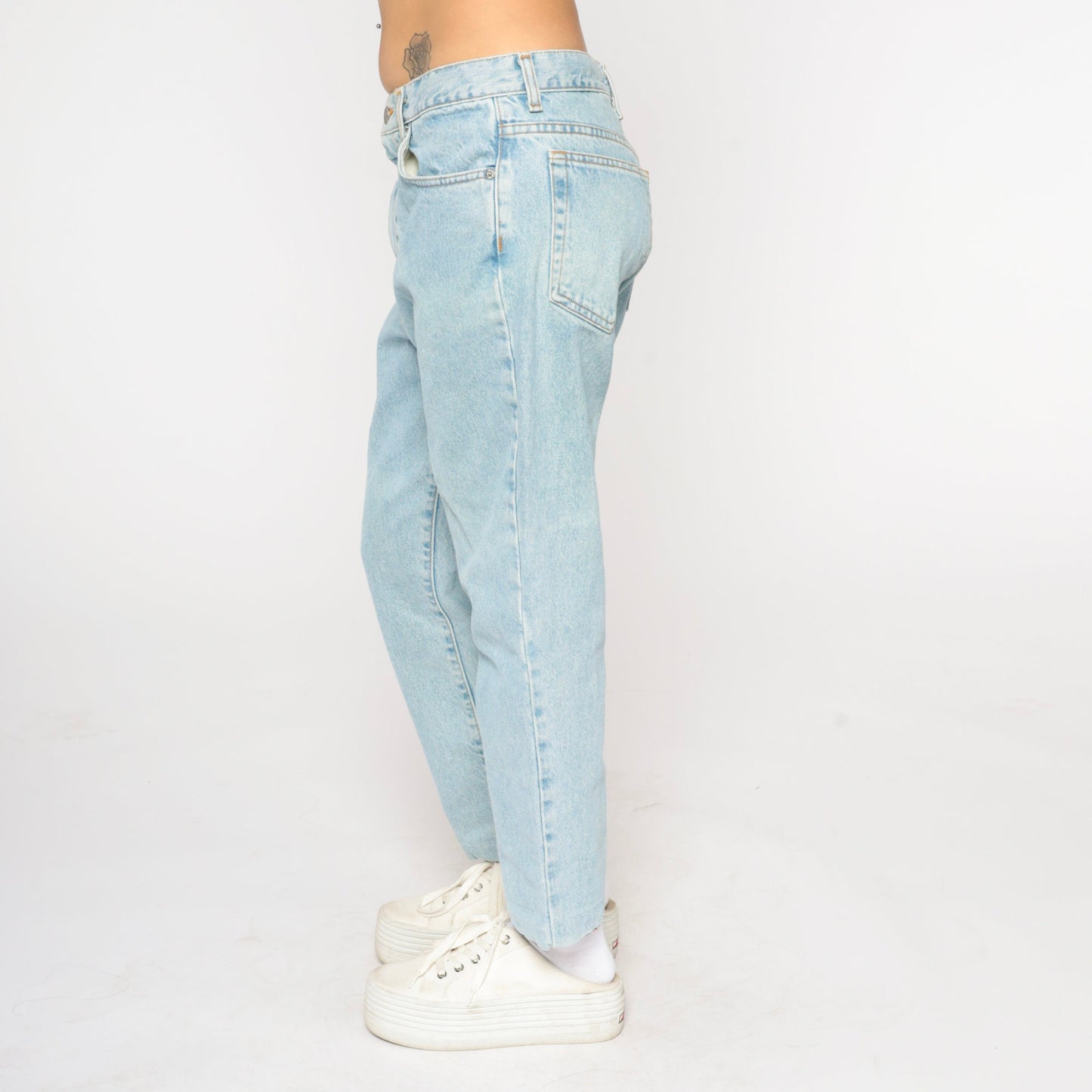 90s Calvin Klein High Waist Straight Leg Mom Jeans Light Wash Denim Medium