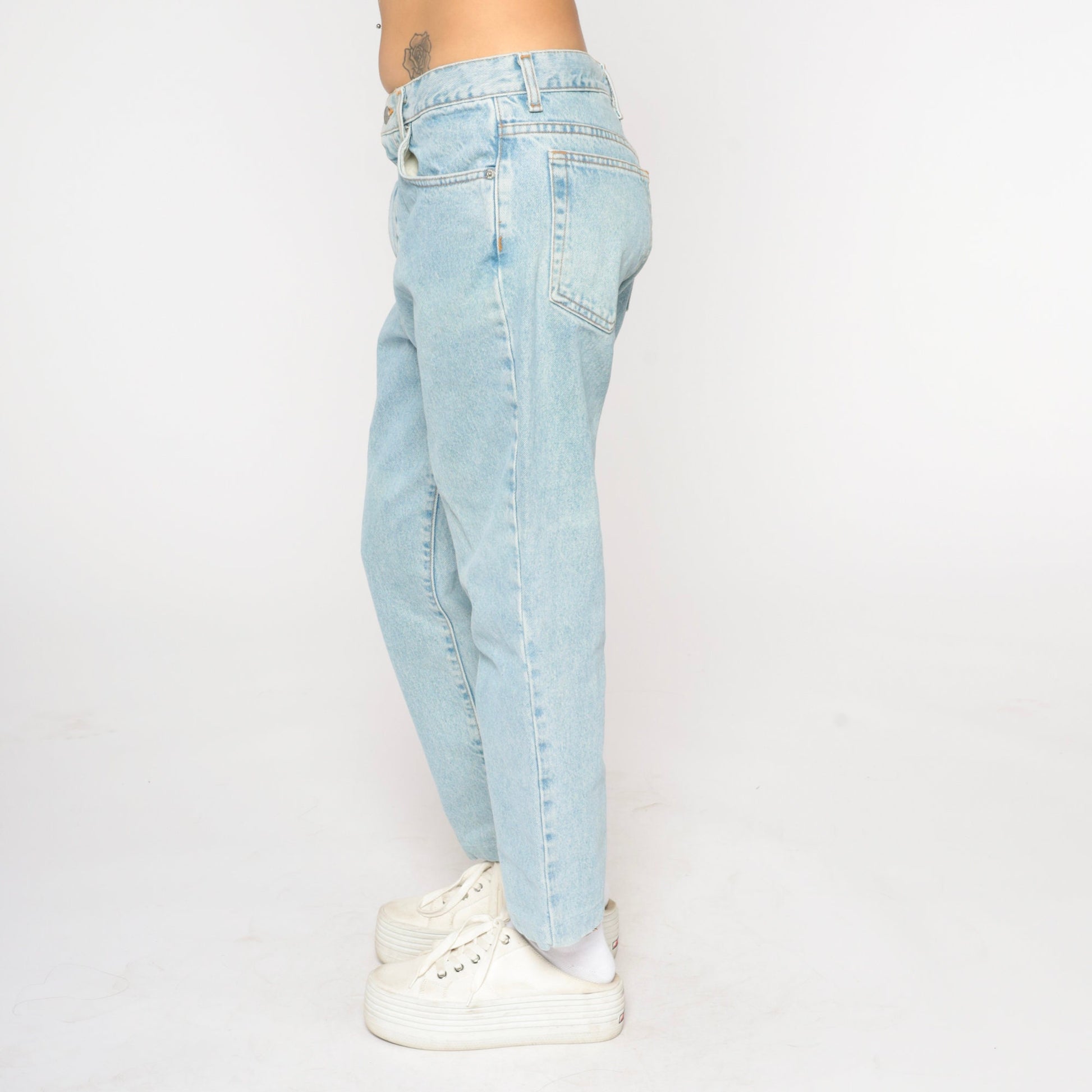 90s Calvin Klein High Waist Straight Leg Mom Jeans Light Wash Denim Medium
