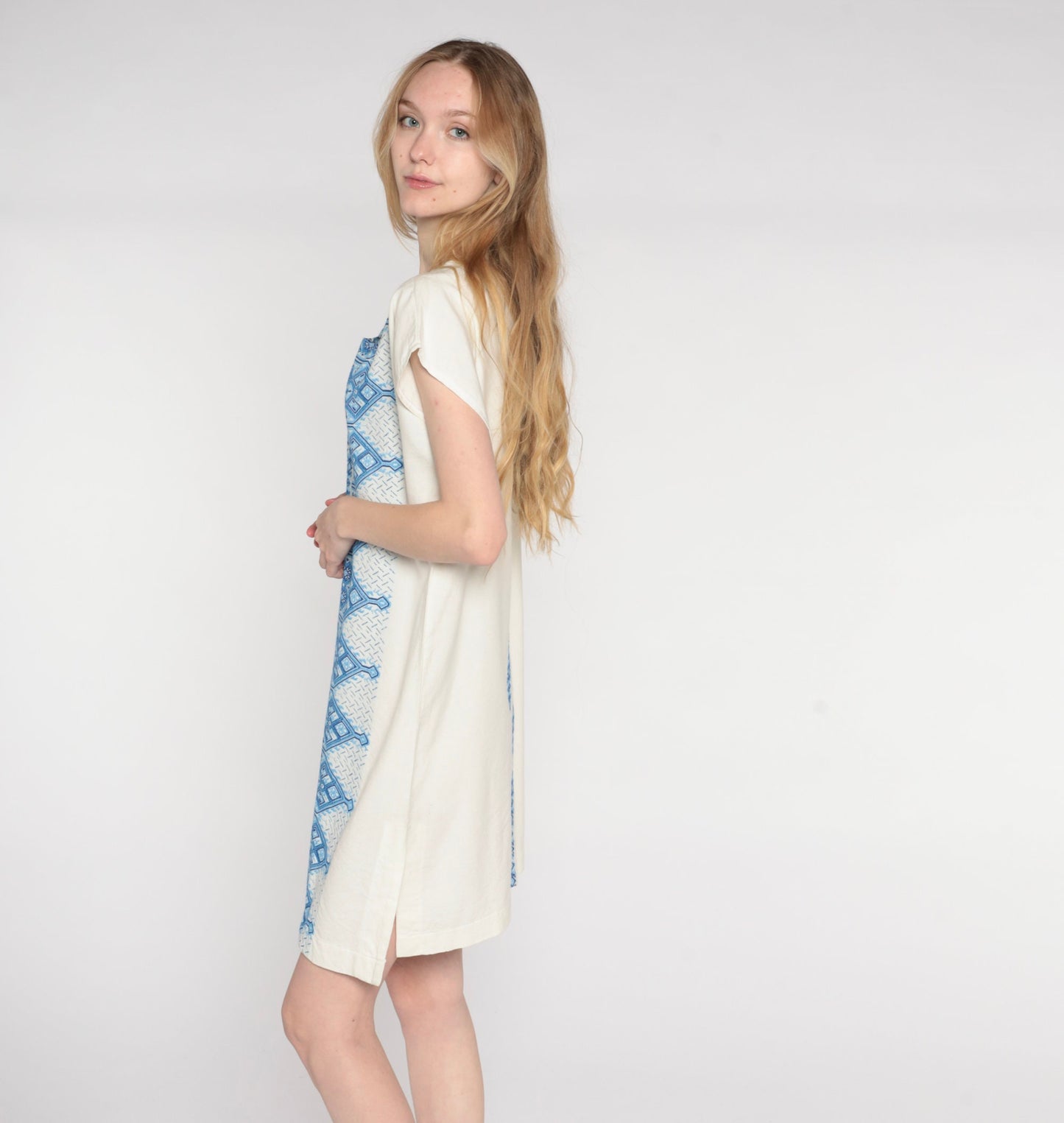 90s Geometric Embroidered Aztec Mini Shift Dress White Blue Cap Sleeve Medium