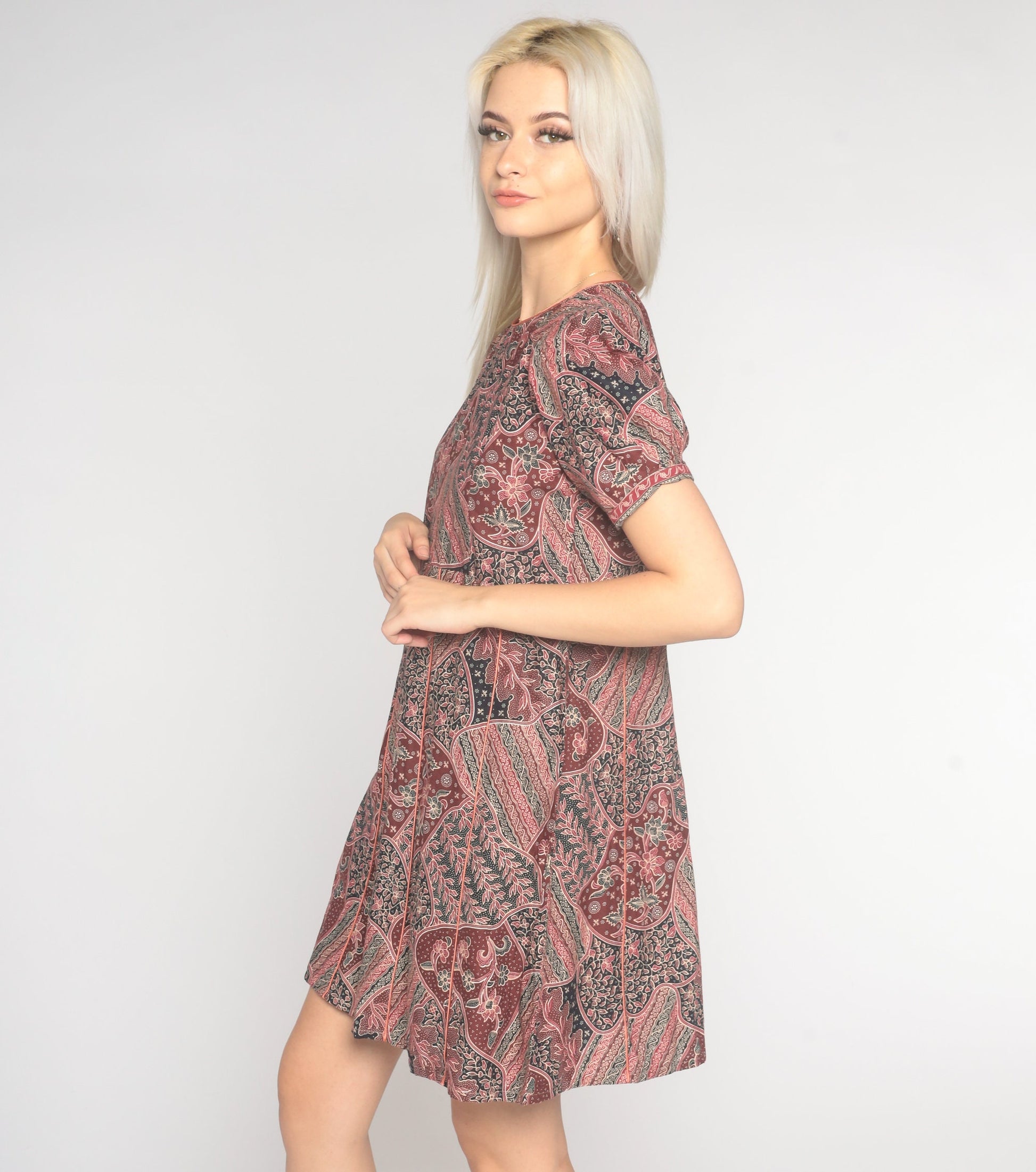 90s Batik Floral Mini Dress Puff Sleeve High Waist Cotton Red Medium M