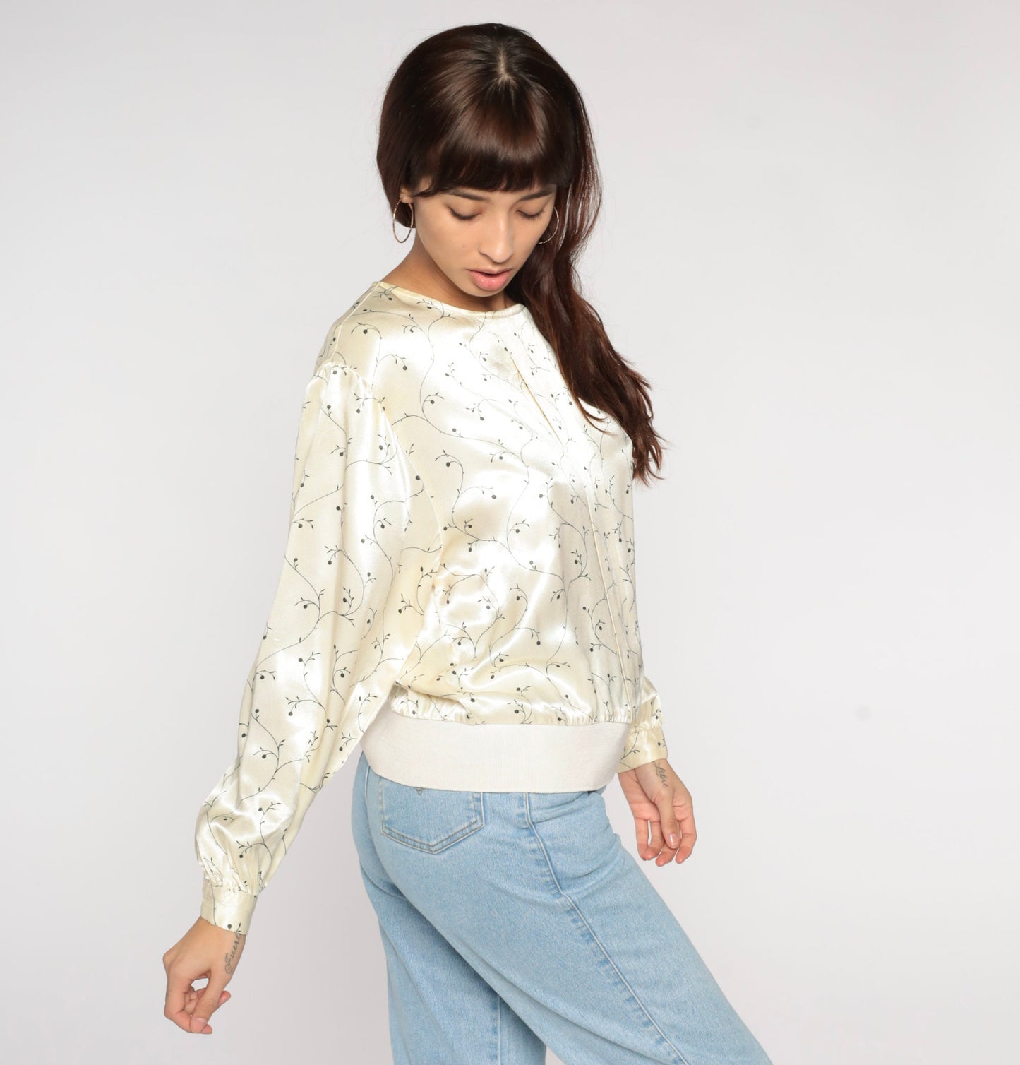 90s Cream Floral Shiny Blouse Long Sleeve Pullover Banded Hem Medium M