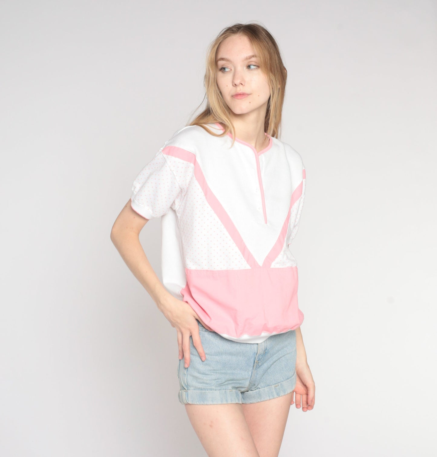 90s Henley Shirt White Pink Striped Polka Dot Short Sleeve Banded Hem Large L