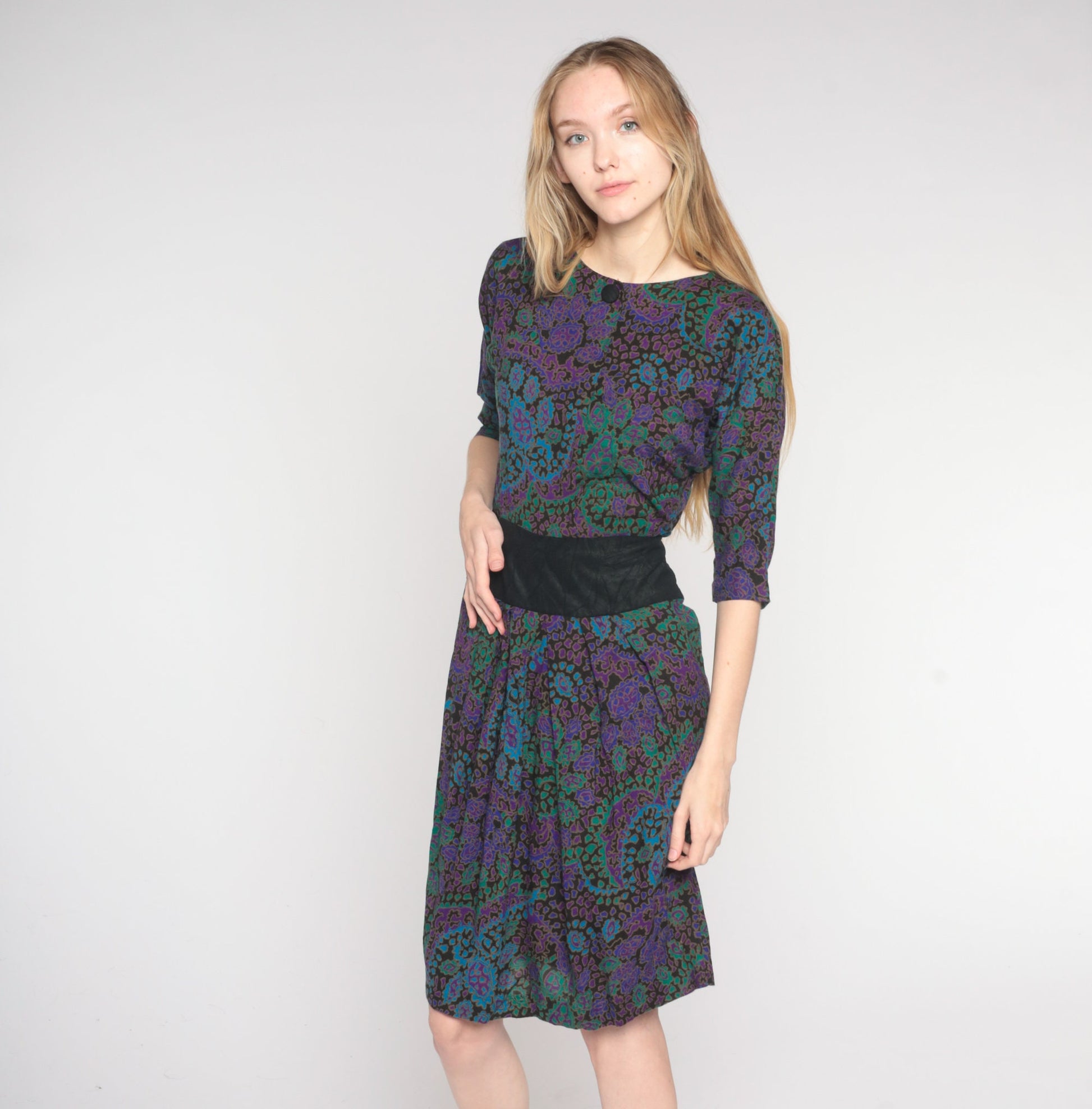 80s Paisley Shift Dress Black Purple Green Blue High Waist Knee Length Extra Small