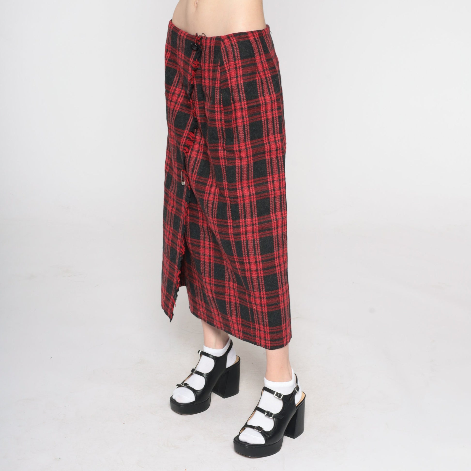 80s Wool Plaid Midi Skirt Red Black Tartan Faux Wrap Button Front Medium