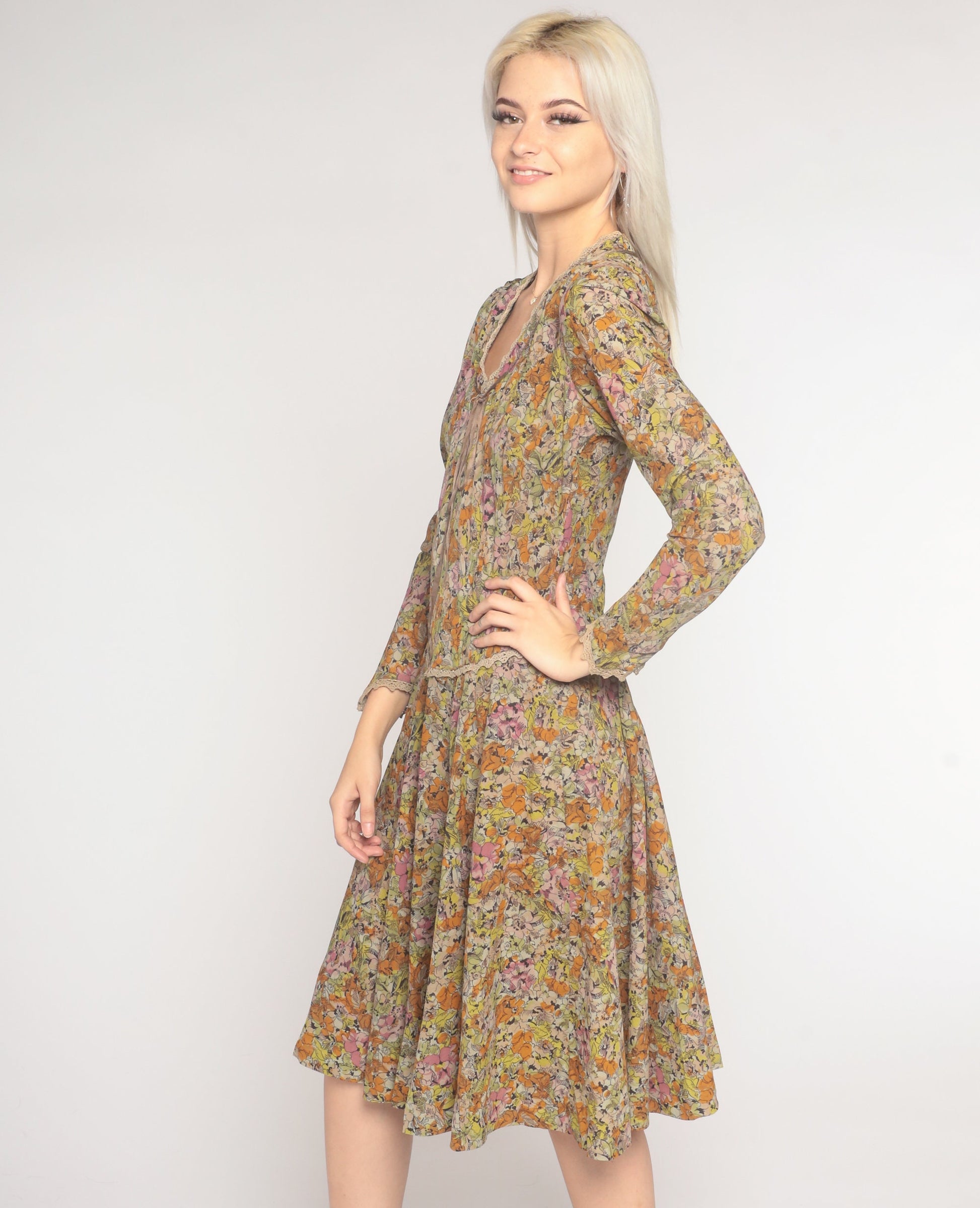 70s Floral Puff Sleeve Dress Knee Length Multicolor Print Medium M