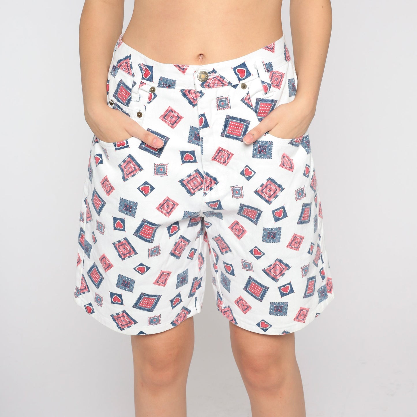 90s Patchwork Heart Shorts White Cotton High Waisted Wide Leg Medium