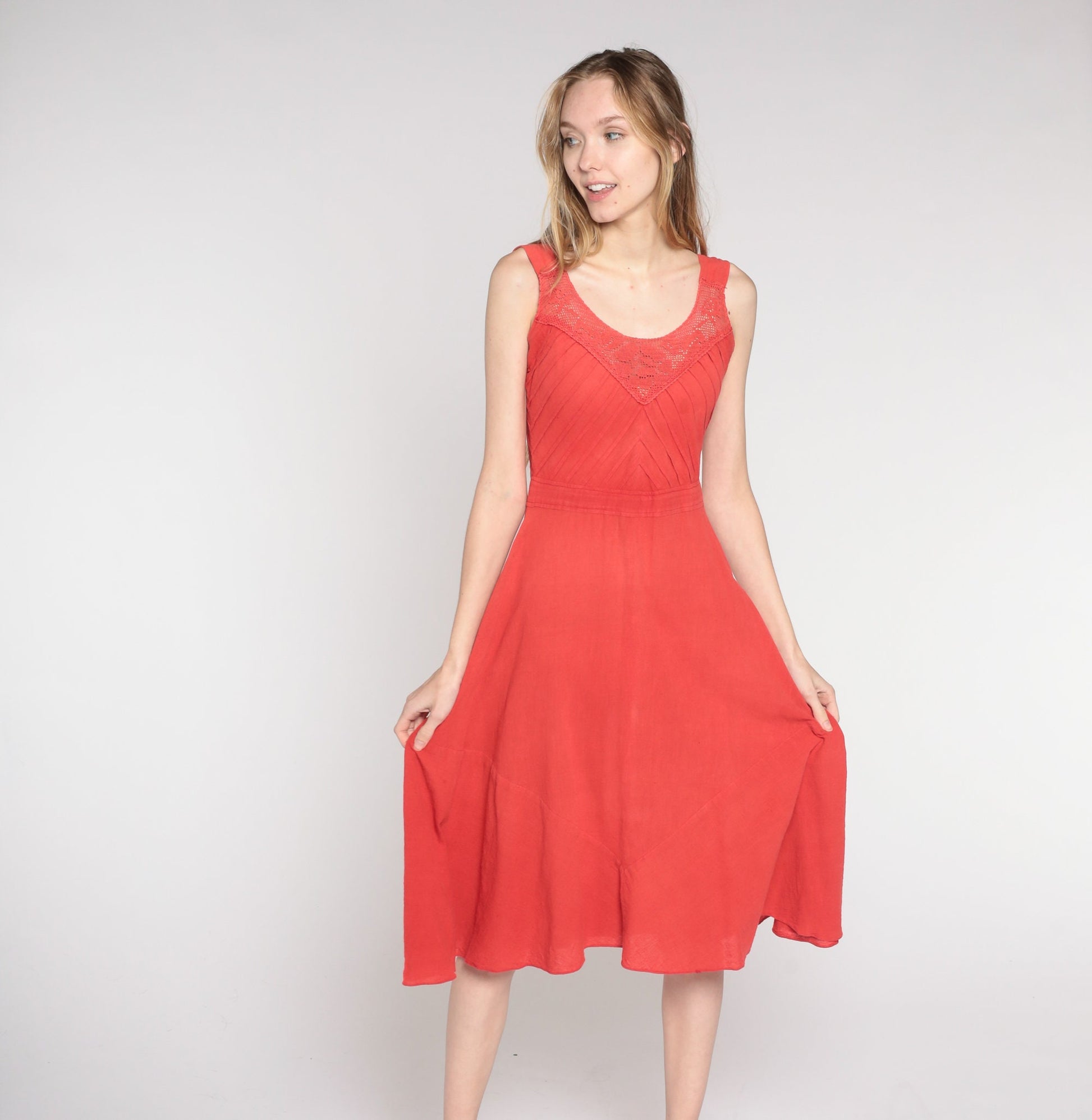 1970s Red Midi Sundress Crochet Trim High Waist Pintuck Cotton Small