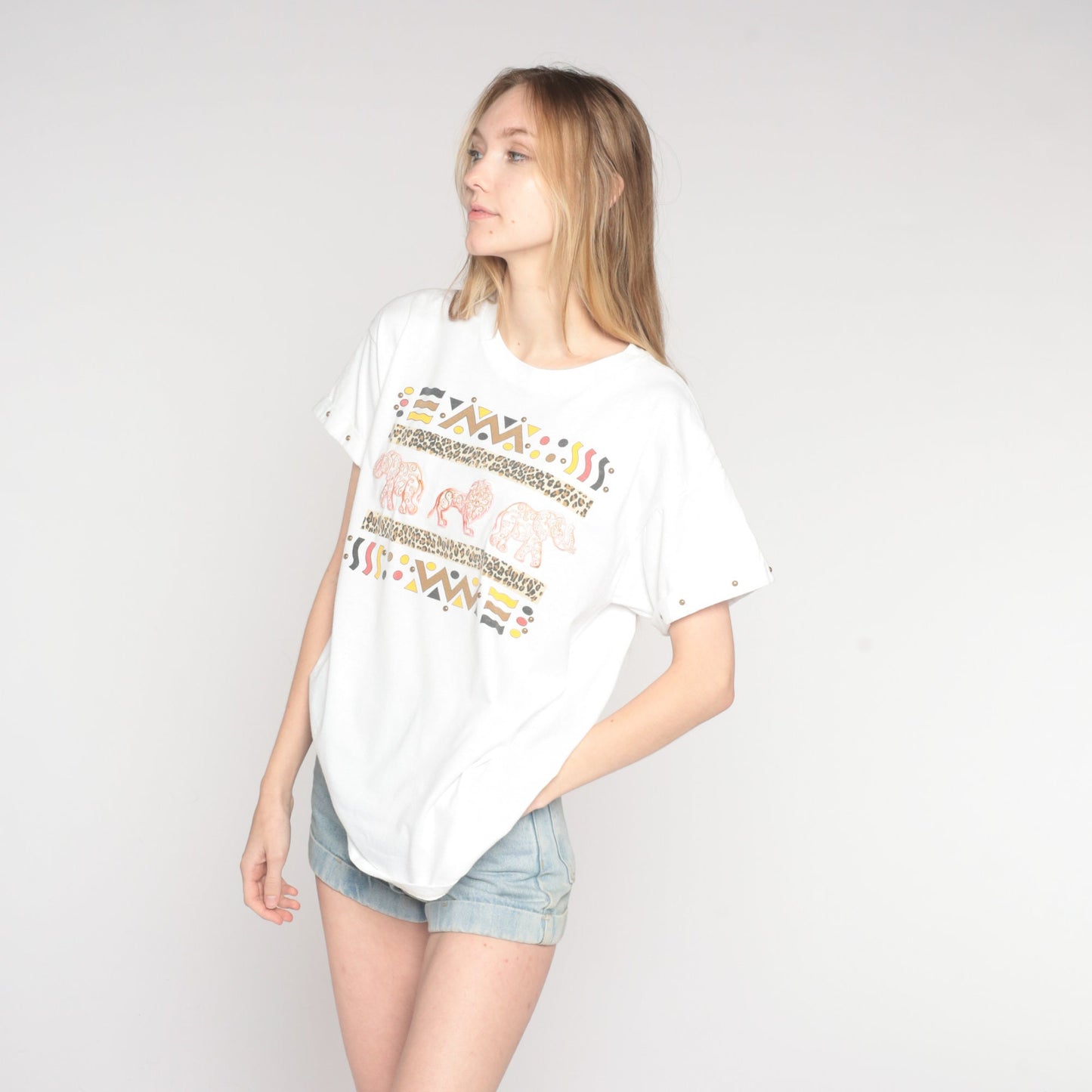 Y2K Safari Animal Studded Graphic T-Shirt White Embroidered Elephant Lion Medium Large
