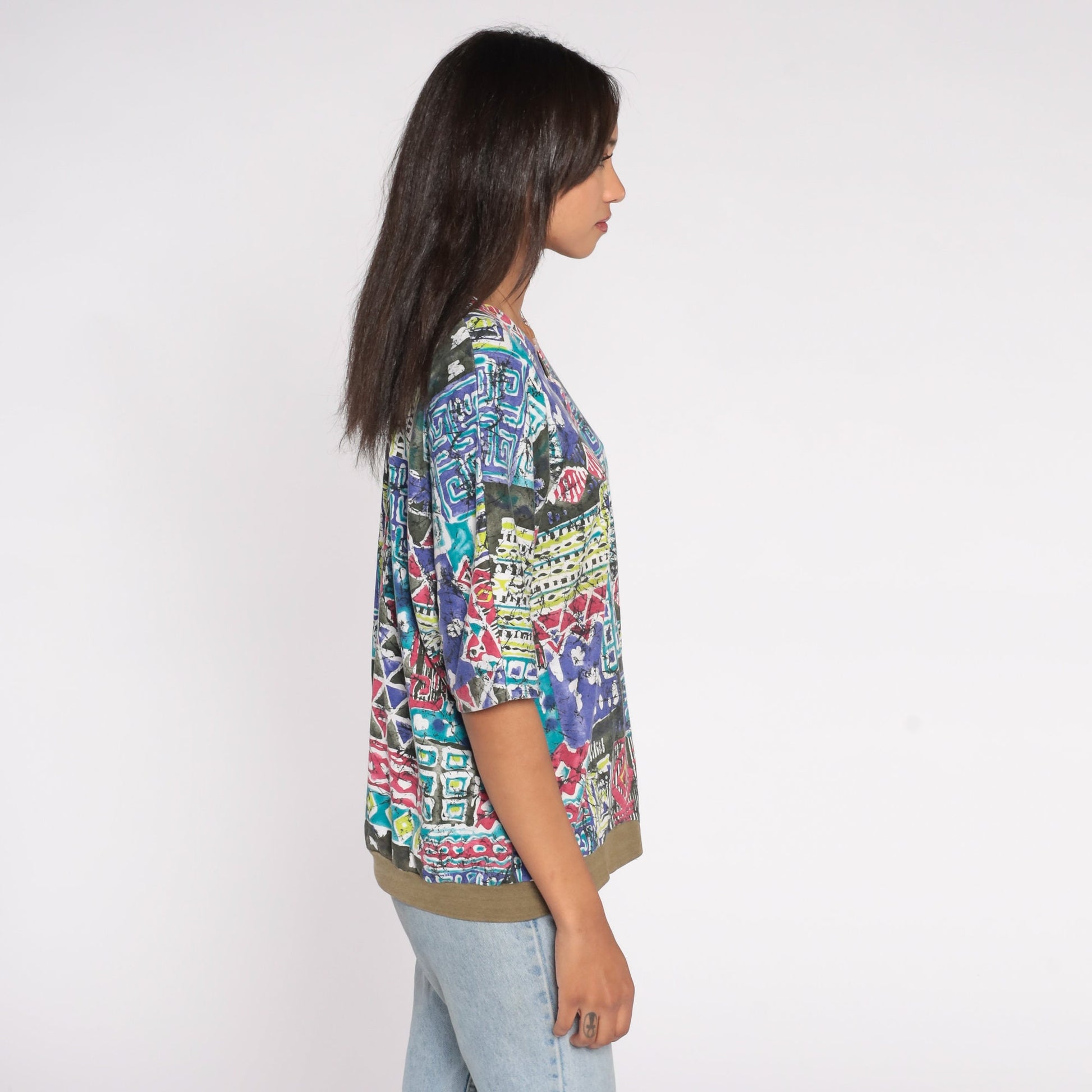90s Batik Patchwork Geometric V-Neck Blouse Short Sleeve Large