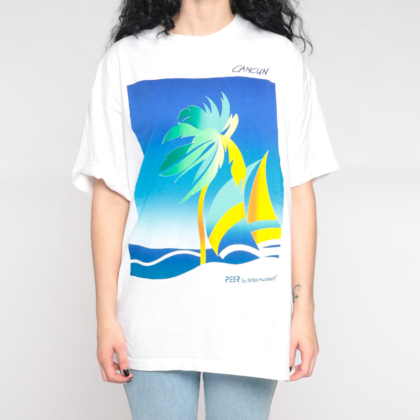00s Peter Mussfeldt Cancun Sailboat Palm Tree Graphic T-Shirt White Extra Large