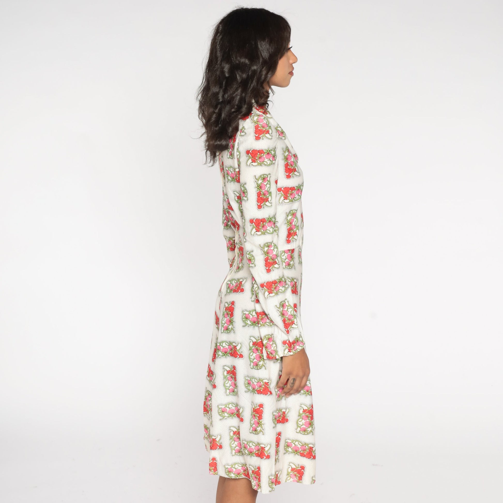 70s White Floral Midi Dress Long Sleeve V-Neck High Waisted Extra Small