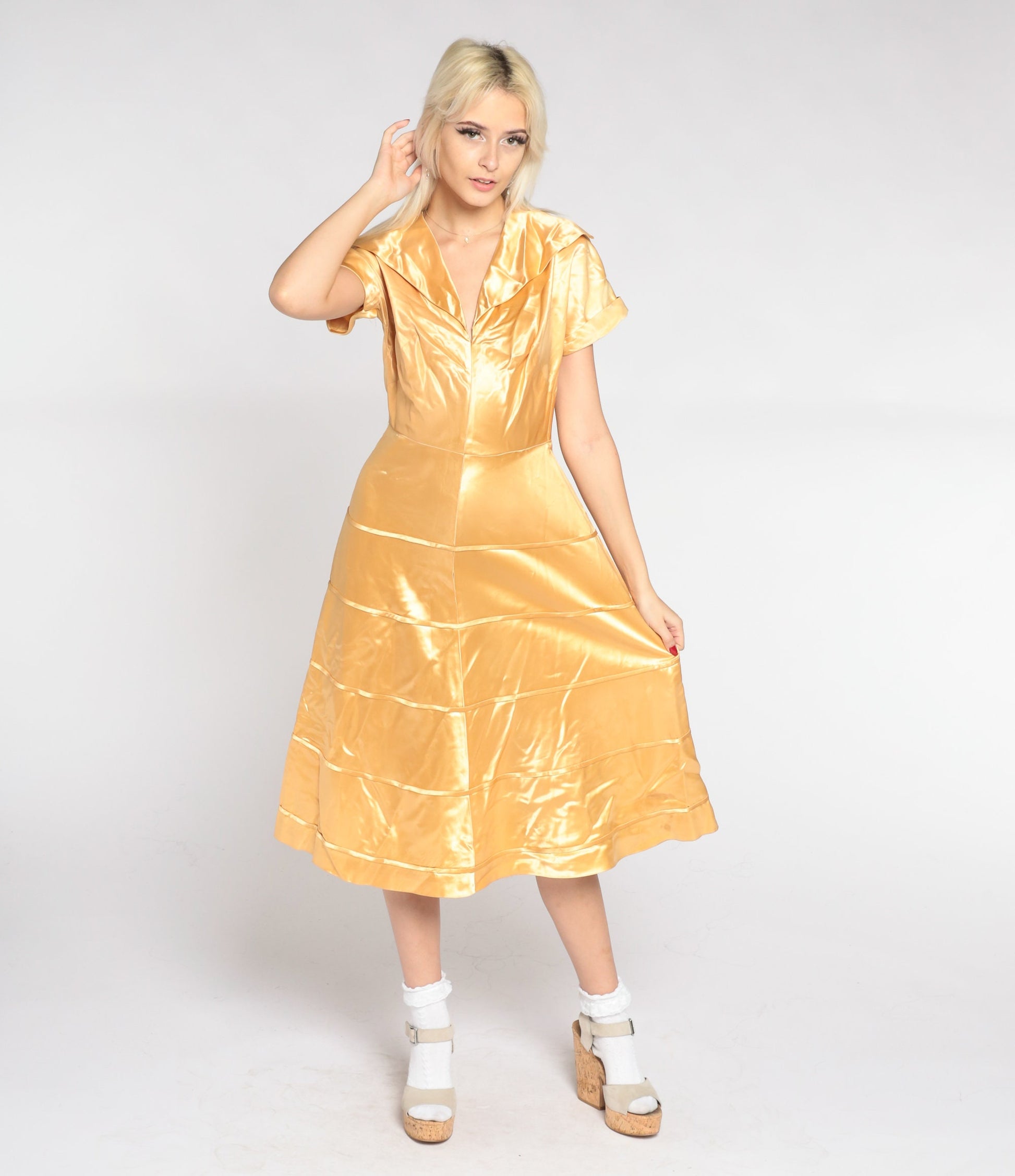1940s Gold Silk Satin Midi Dress V-Neck Collared Short Sleeve Small S