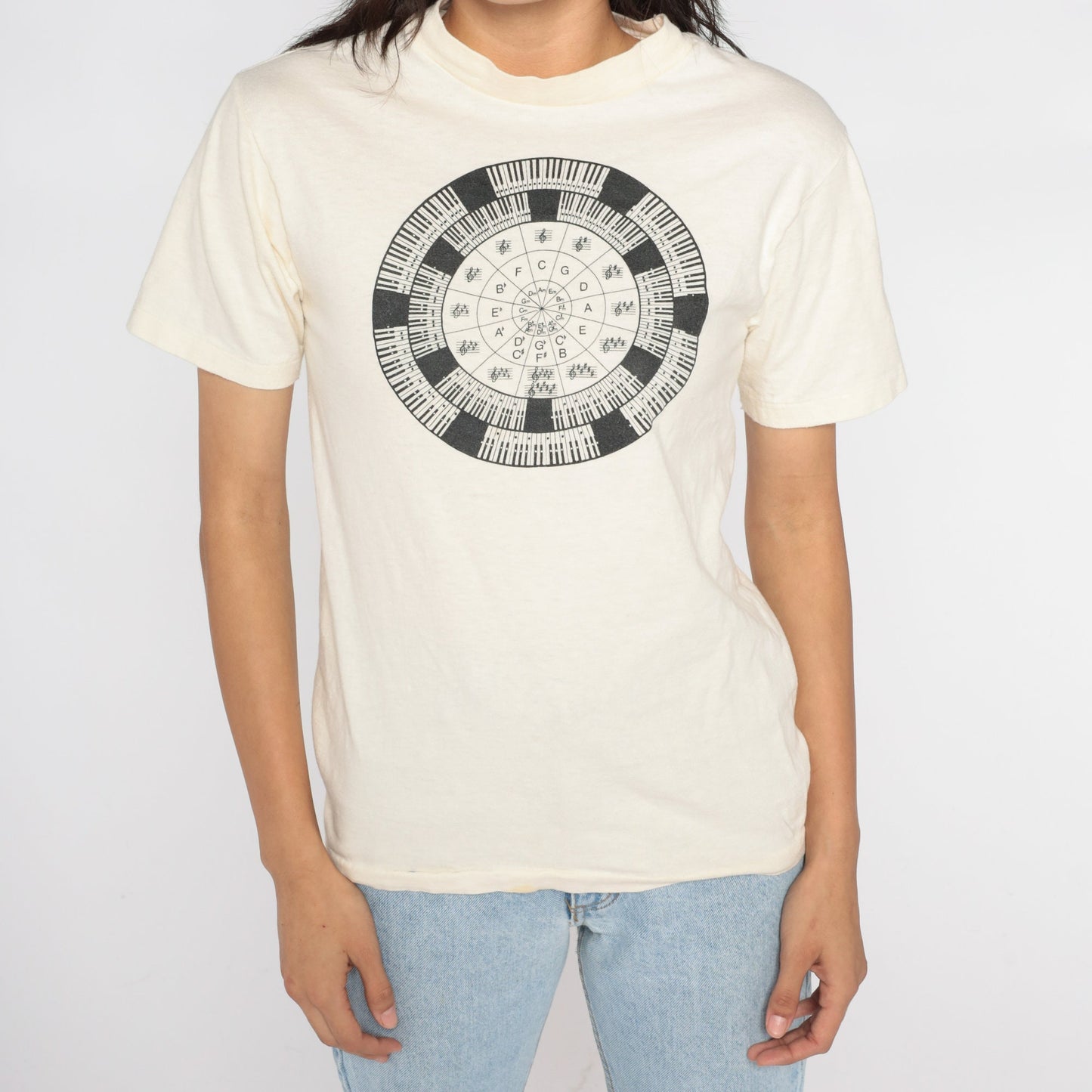 90s Circle of Fifths Music Theory Graphic T-Shirt Cream Cotton Small S