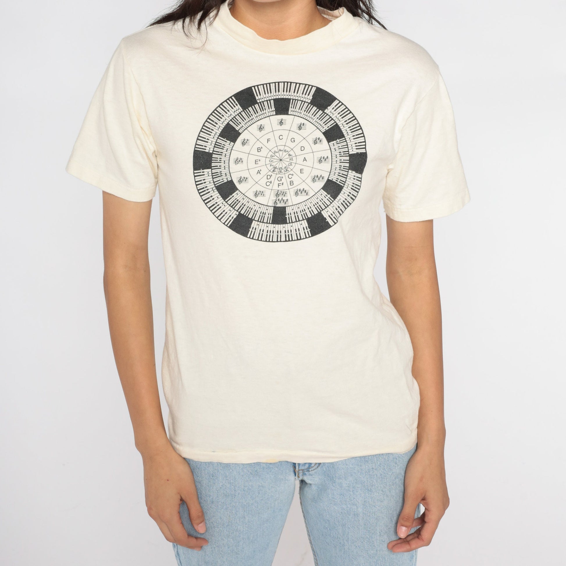 90s Circle of Fifths Music Theory Graphic T-Shirt Cream Cotton Small S