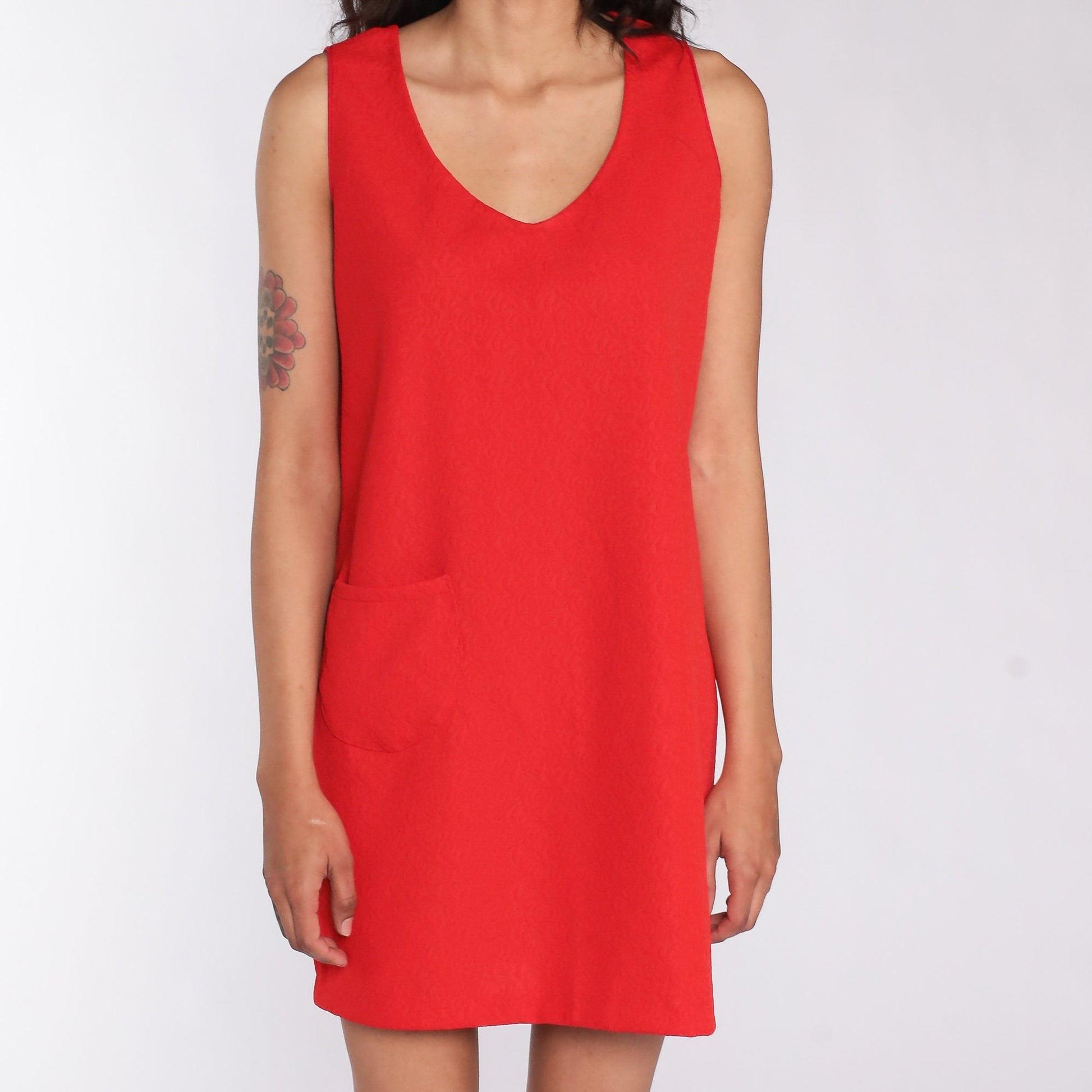 60s Mod Mini Shift Dress Red Sleeveless V-Neck Medium