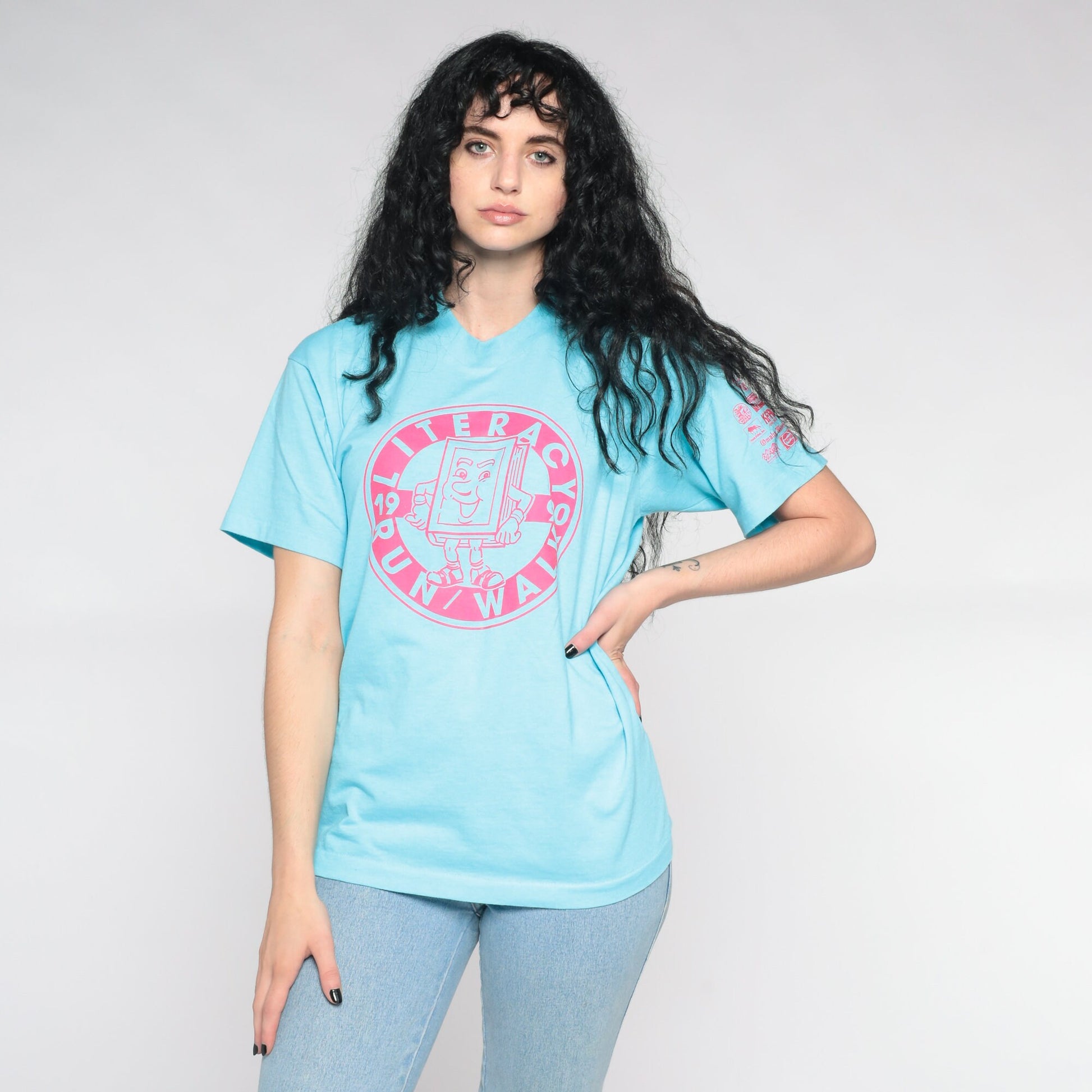 1990 Literacy Run Omaha Nebraska Graphic Tee Pink Blue Single Stitch Medium