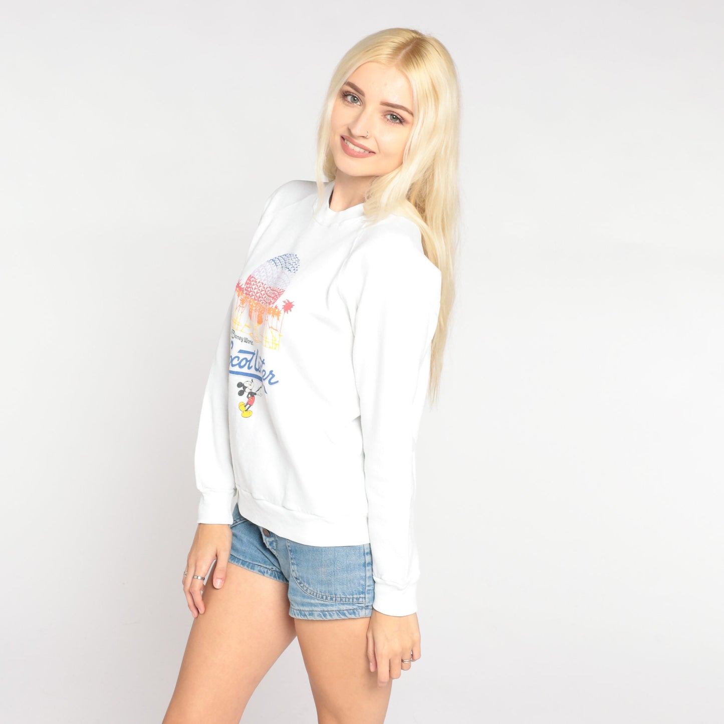 90s Epcot Center Walt Disney World Raglan Sweatshirt White Graphic Medium