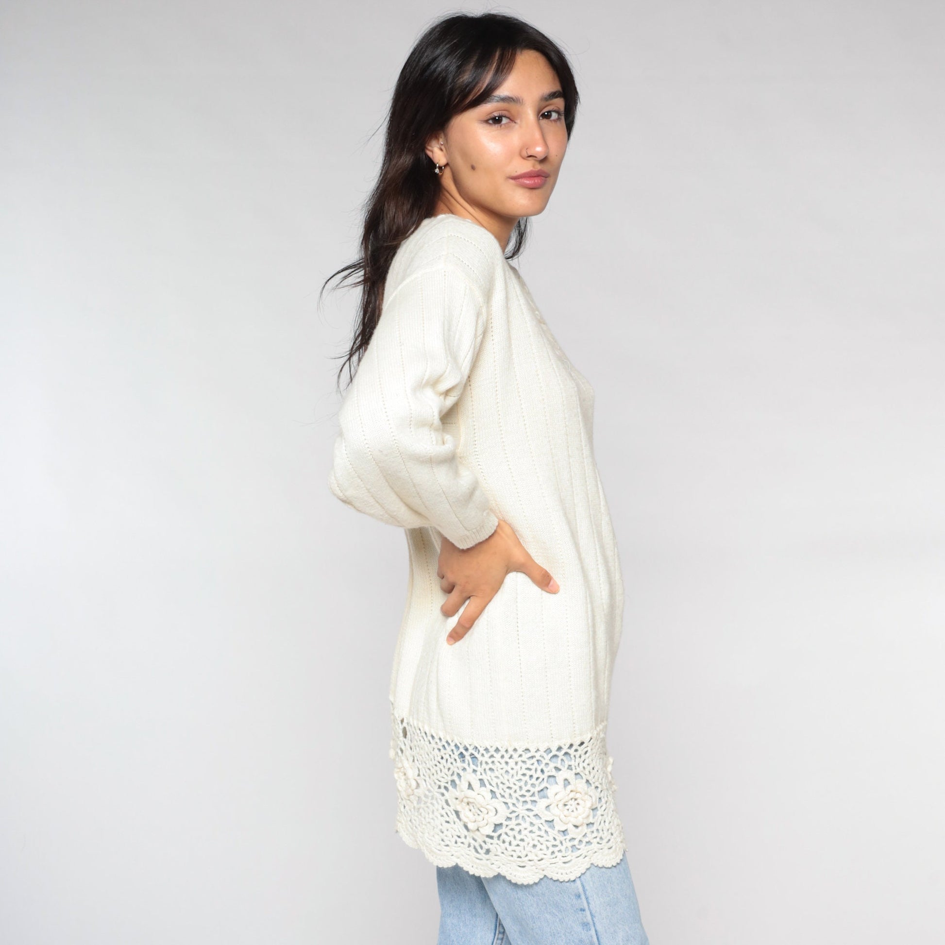 90s Cream Wool Blend Crochet Floral Sweater V-Neck Pullover Medium