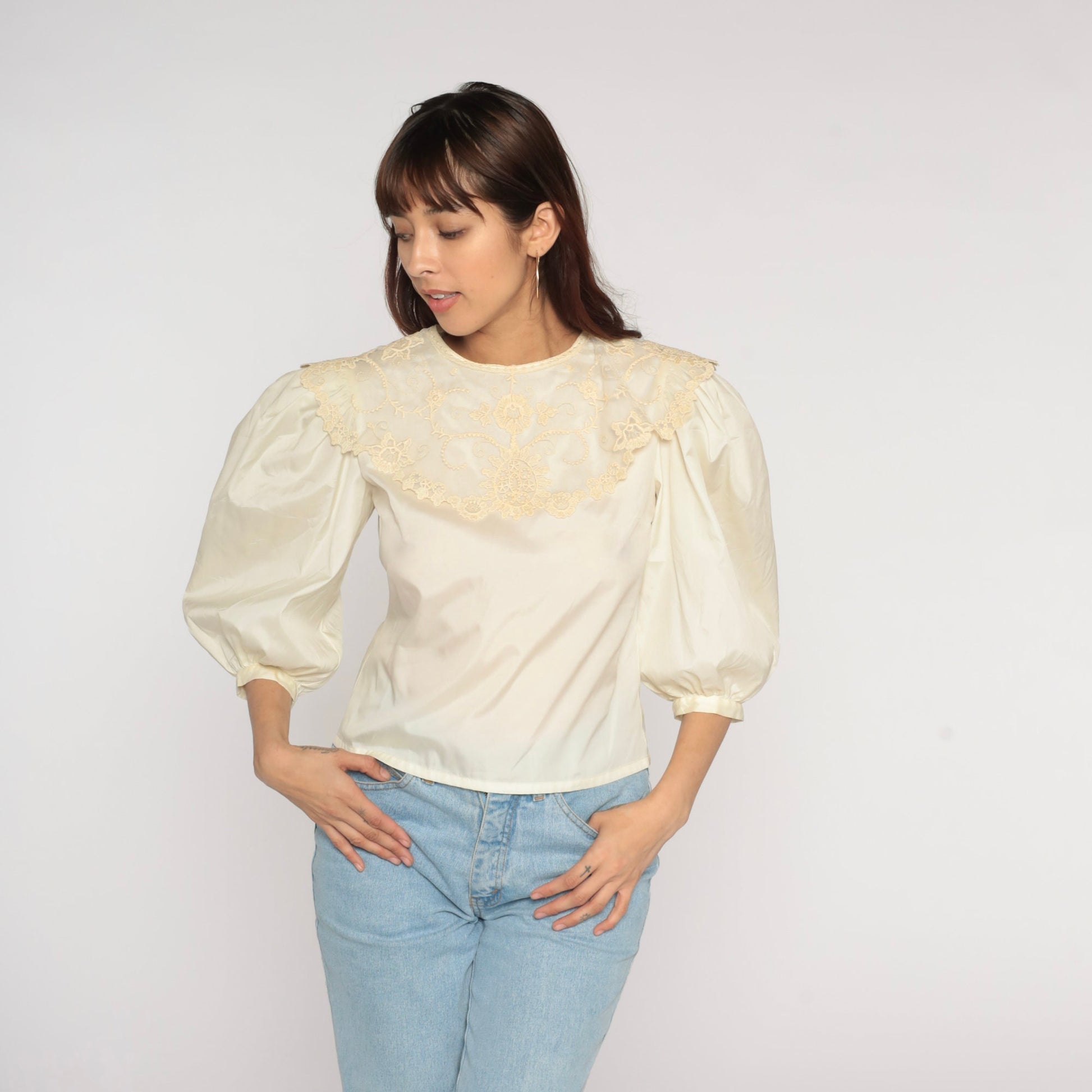 80s Puff Sleeve Blouse Beige Lace Bib Victorian Zip Back Small