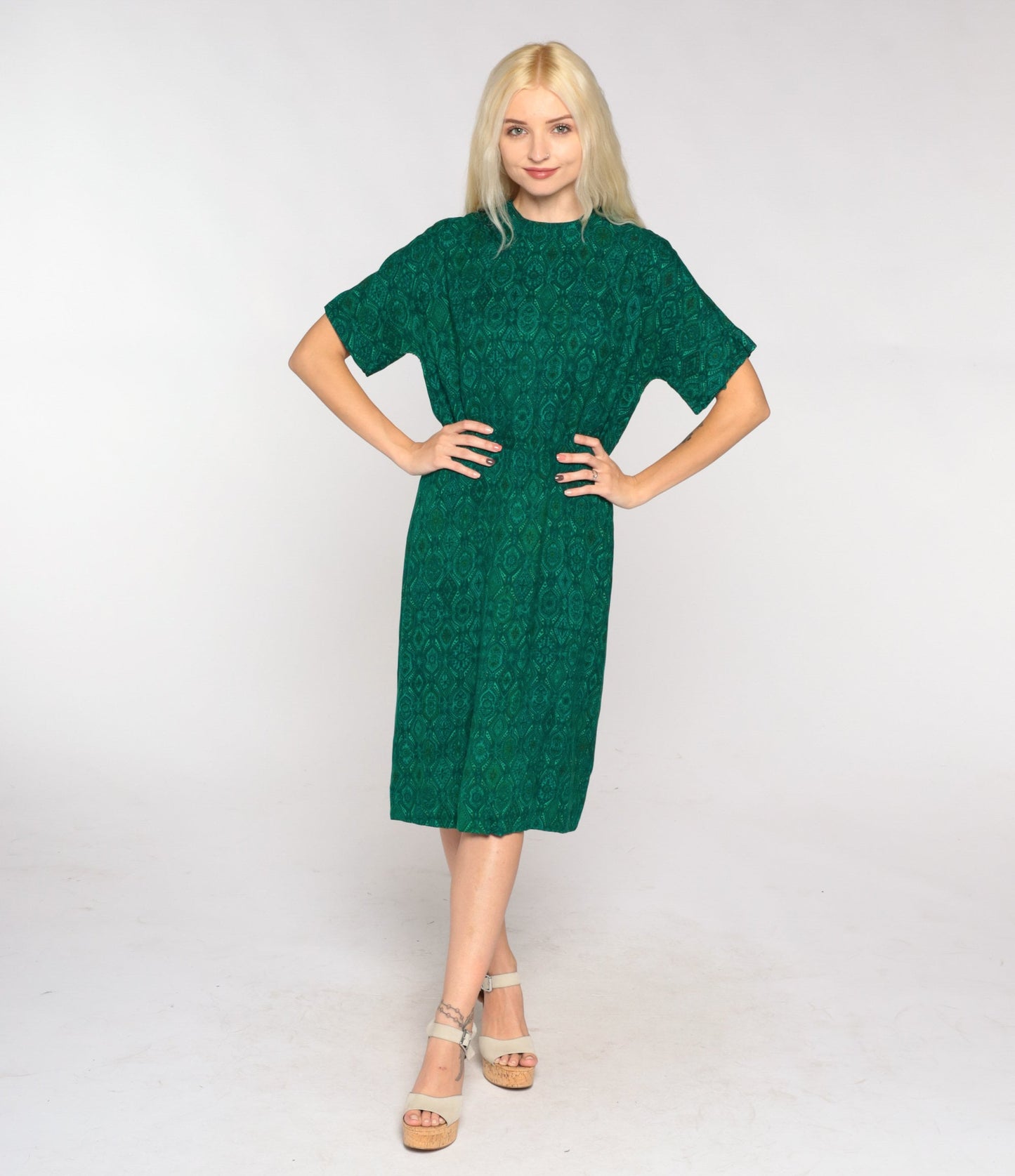 60s Green Tile Print Shift Dress Knee Length Short Sleeve Small