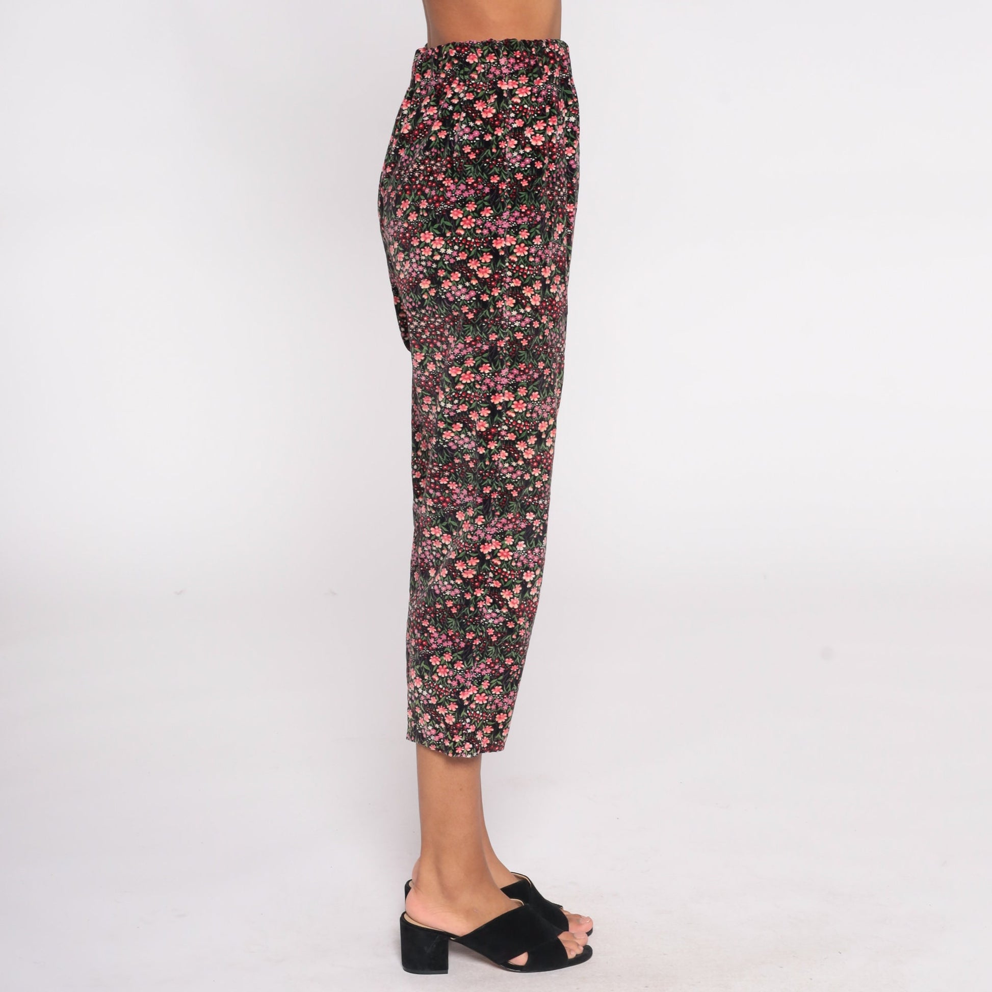 90s Black Velvet Floral Capri Pants Pink Print Elastic Waist Small Medium
