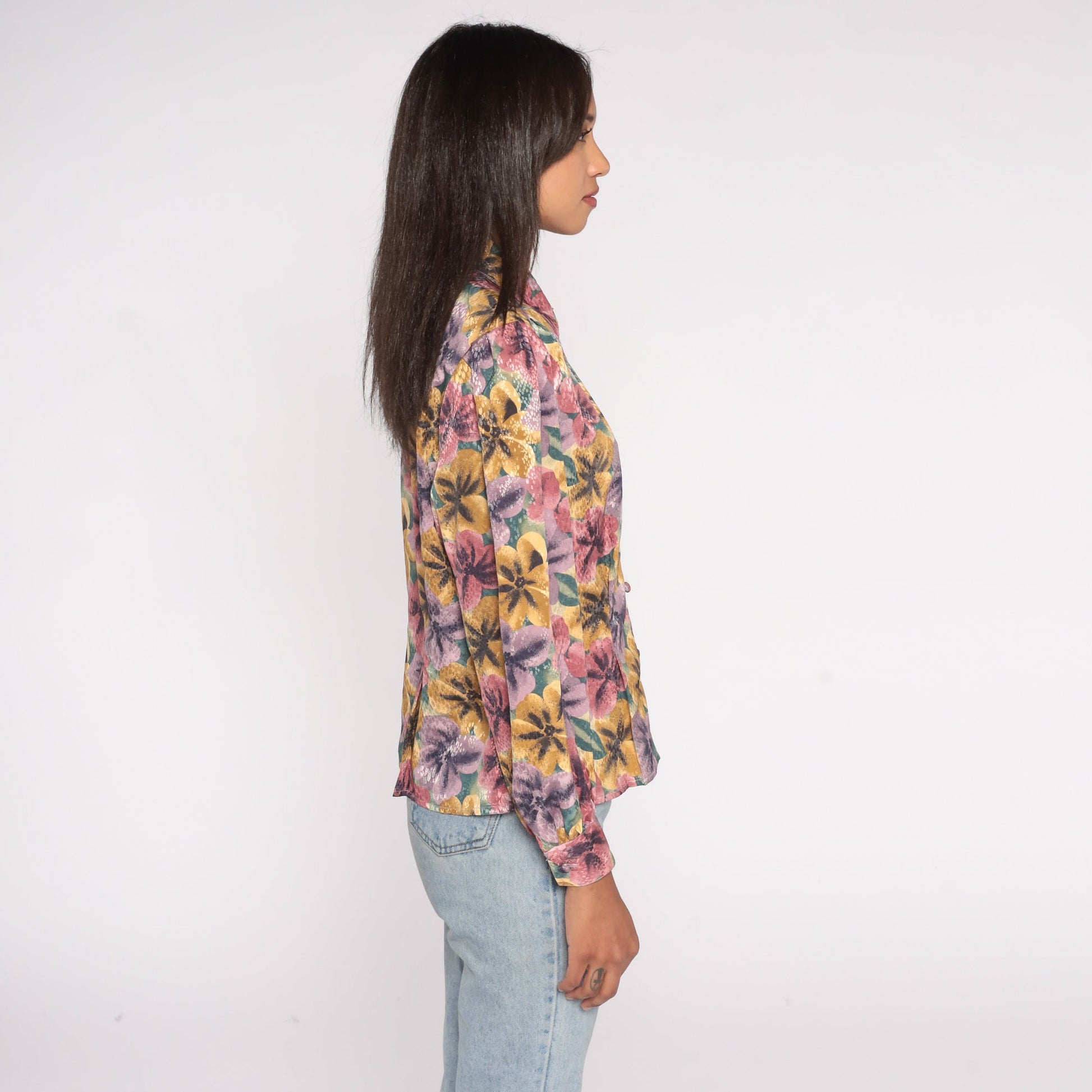 90s Embossed Floral Button-Up Blouse Pink Purple Long Sleeve Collared Shirt Medium