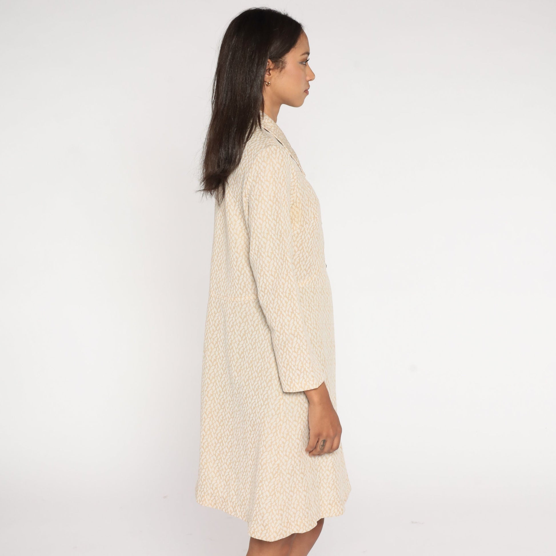 1970s Abstract Leaf Print Jacket Beige Rhinestone Button Long Medium