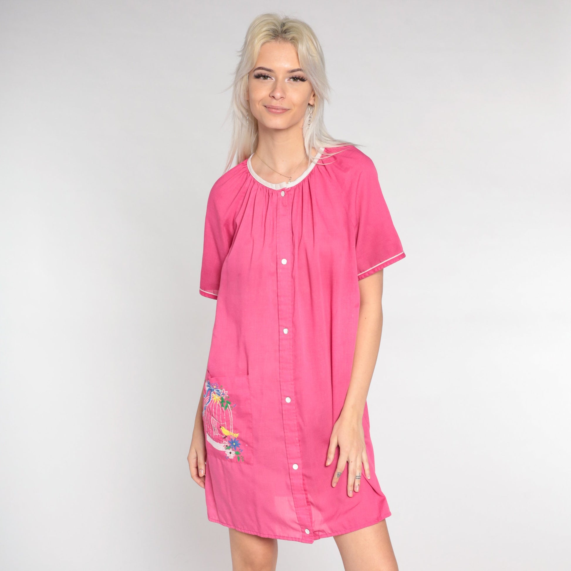 80s Pink Floral Bird Embroidered Nightgown Short Sleeve Snap Front Large