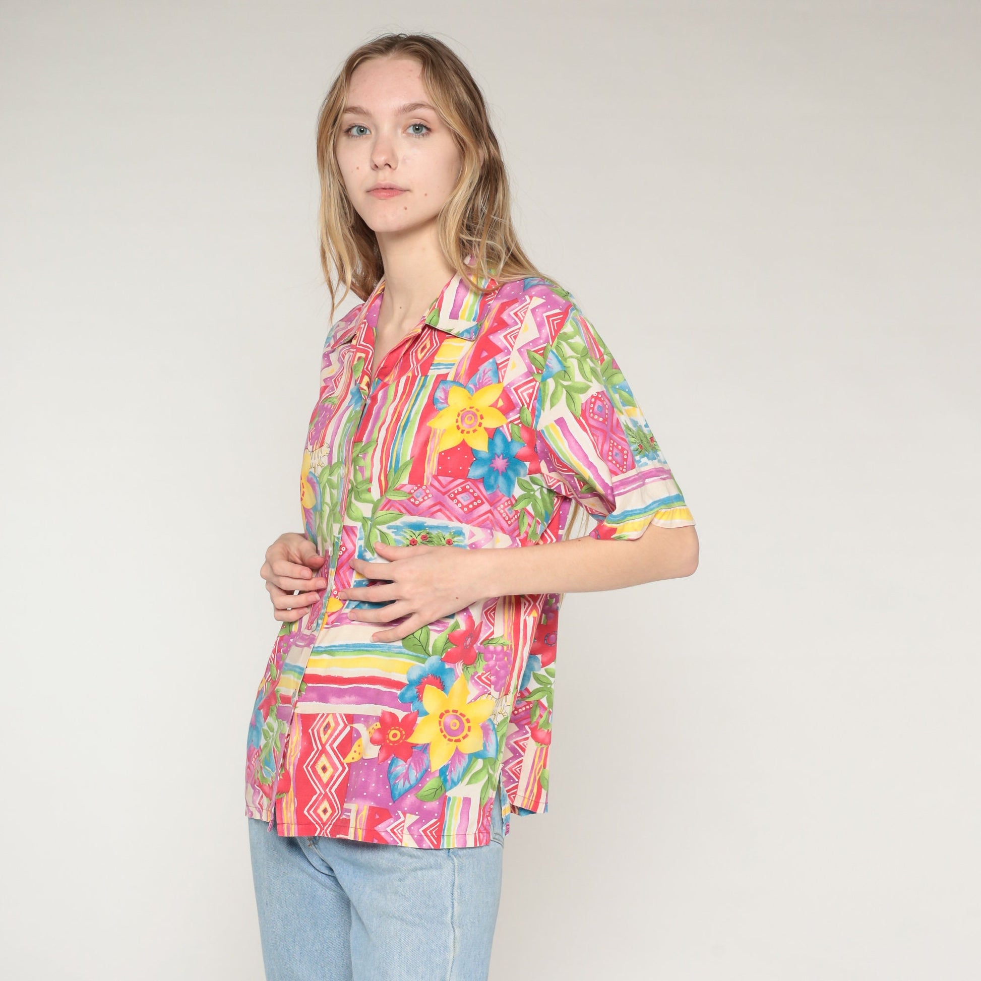 90s Tropical Print Button-Up Blouse Floral Tiger Palm Tree Fish Multicolor Medium