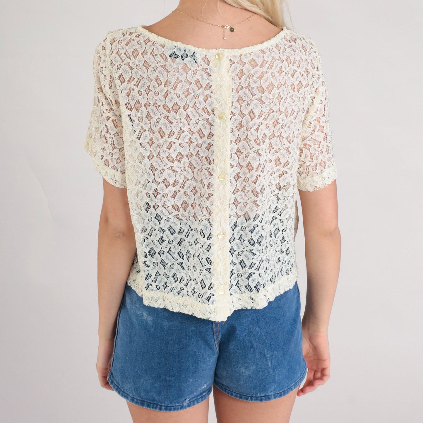 80s Off-White Lace Blouse Illusion Neckline Button Back Short Sleeve Medium