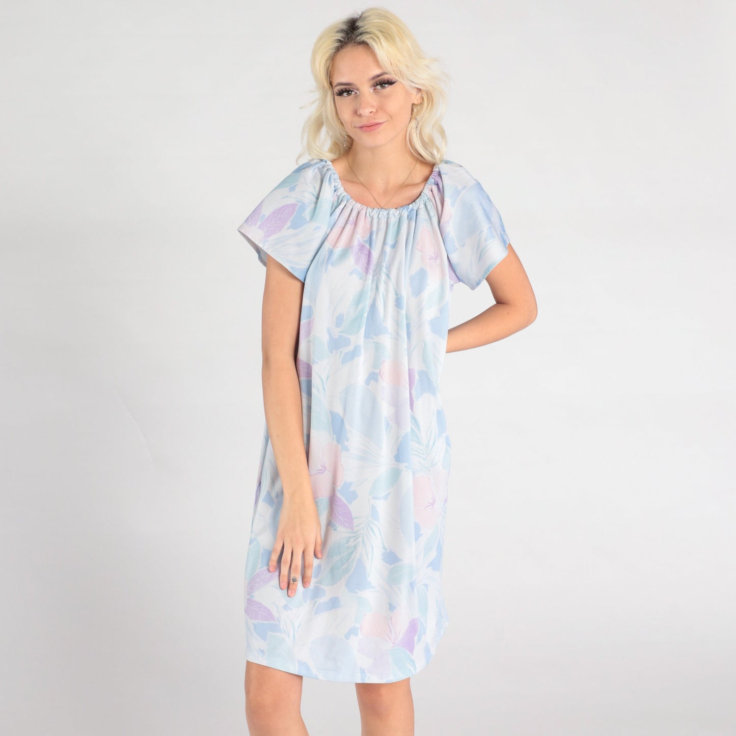 70s Pastel Blue Floral Shift Dress Short Sleeve Midi Medium Large