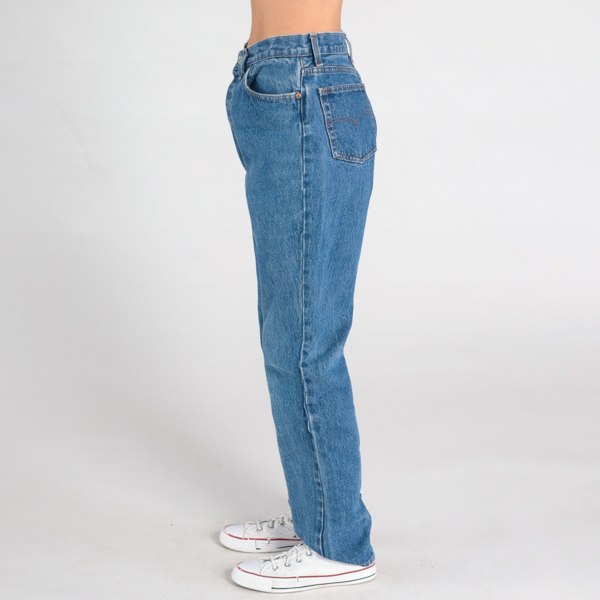 90s Levi's High Rise Relaxed Fit Jeans Blue Denim Small 28