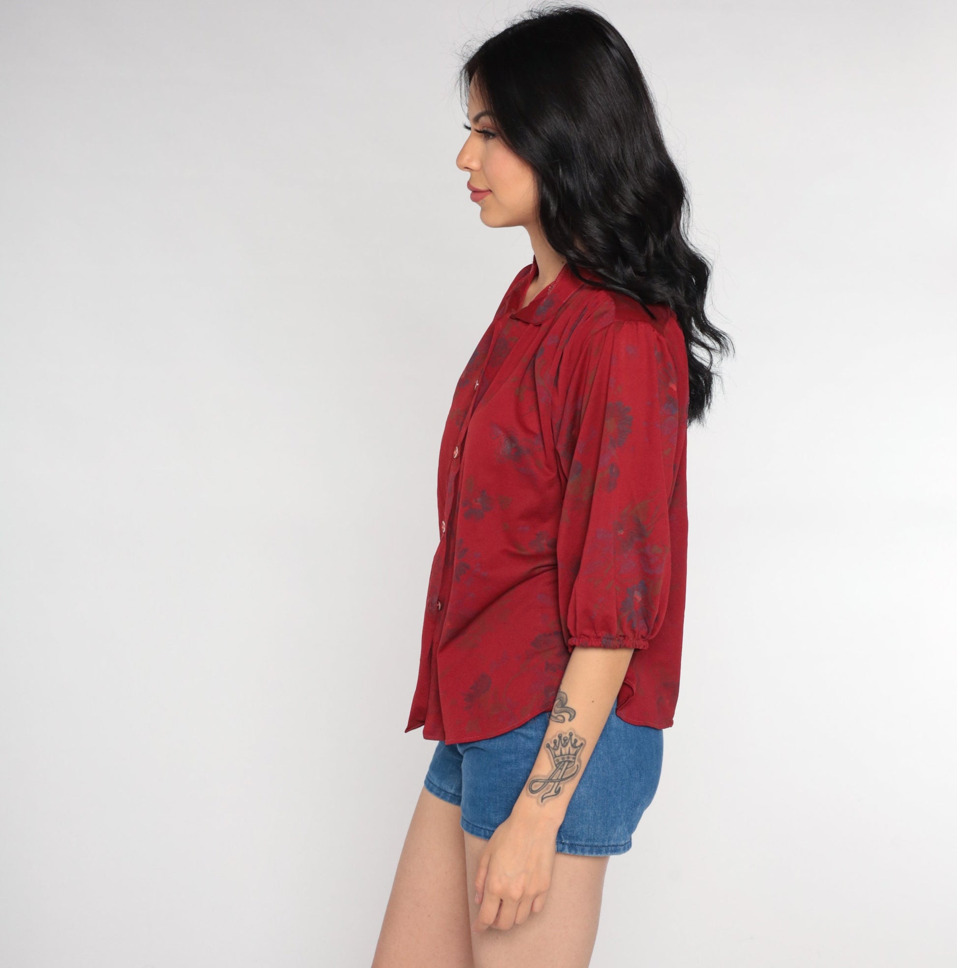 70s Red Floral Puff Sleeve Button-Up Blouse Semi-Sheer Collared Medium Large