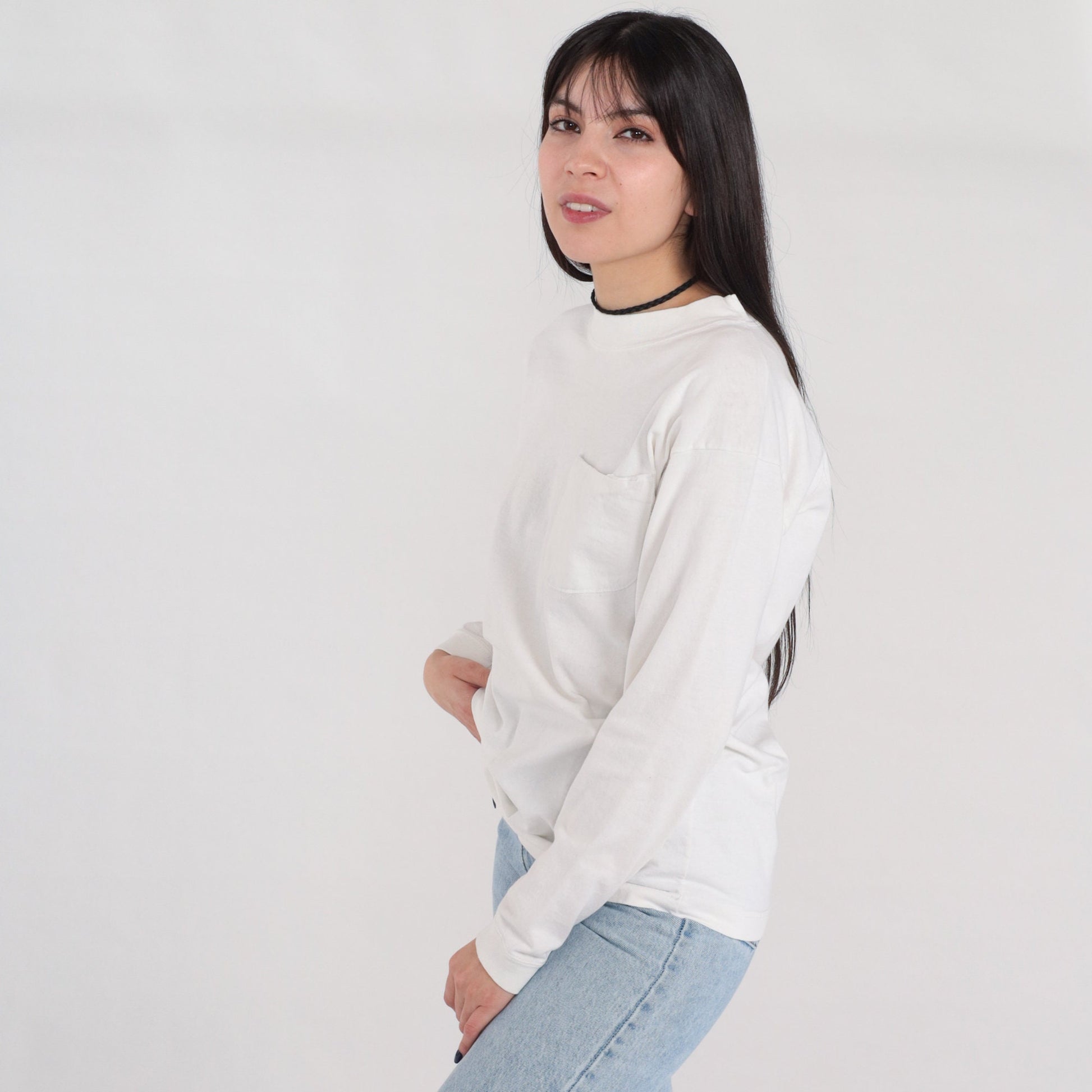 90s Plain White Cotton Long Sleeve Pocket Tee Crewneck Medium M