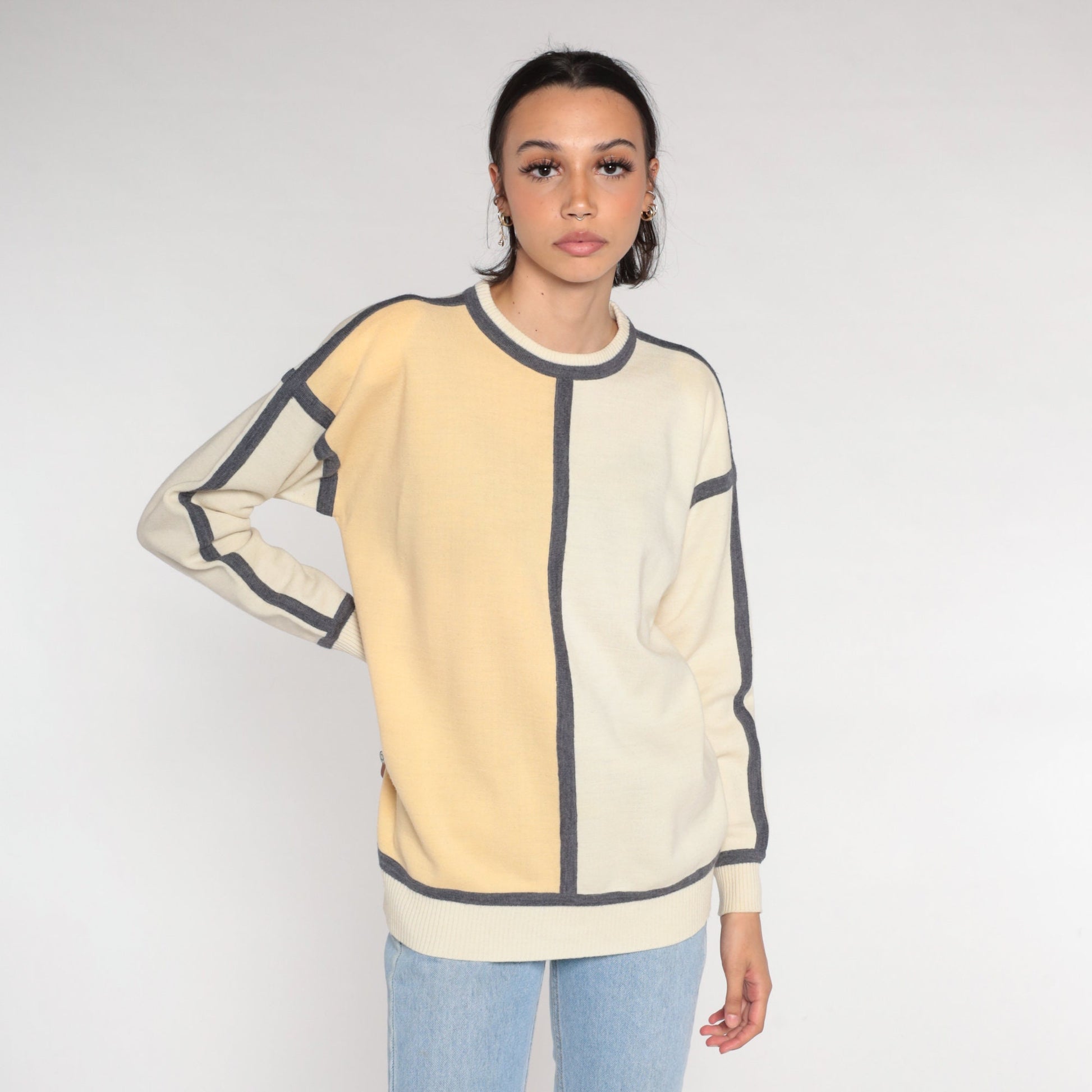 90s Liz Claiborne Wool Blend Crewneck Sweater Beige Grey Trim Medium