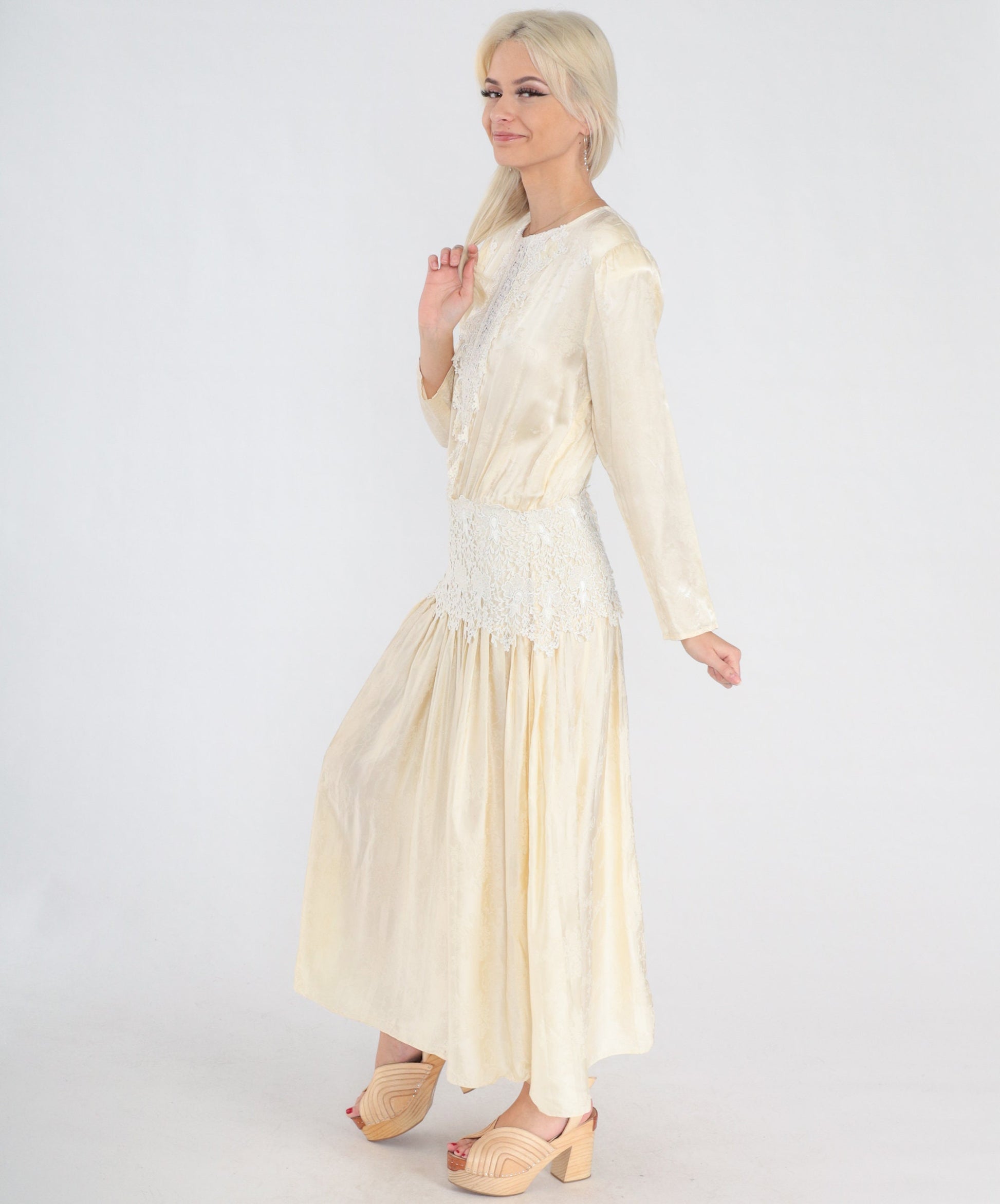 80s Jessica McClintock Cream Silk Midi Dress Embossed Floral Lace Long Sleeve Medium