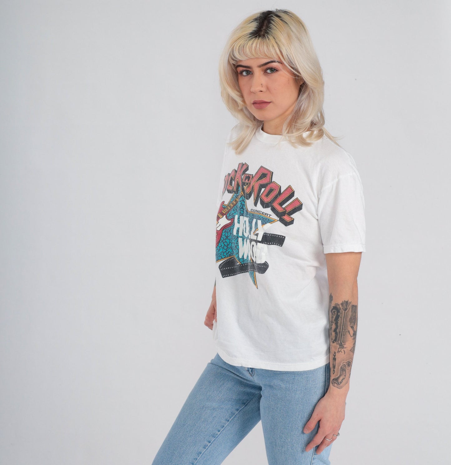 90s Rock n Roll Hollywood Graphic T-Shirt White Guitar Concert Tee Medium