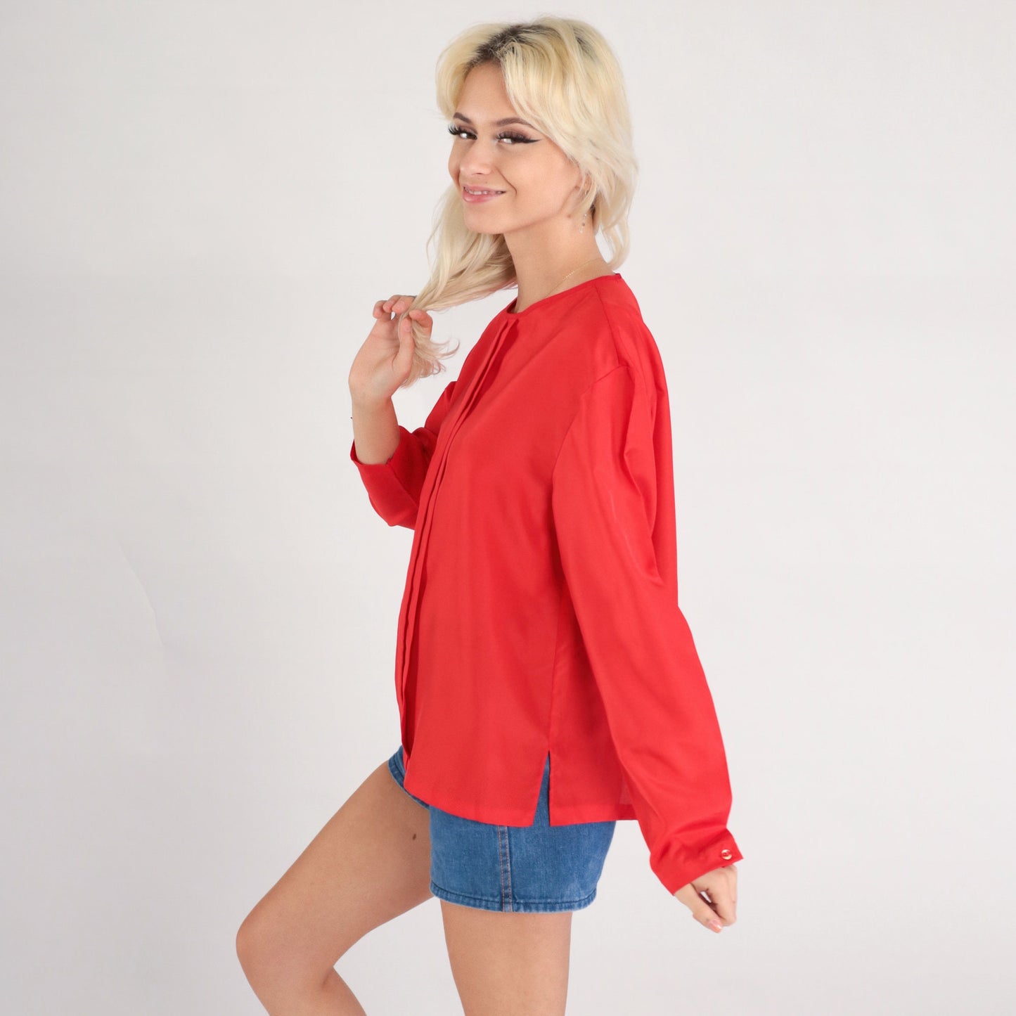 80s Red Pleated Long Sleeve Blouse Keyhole Button Back Medium