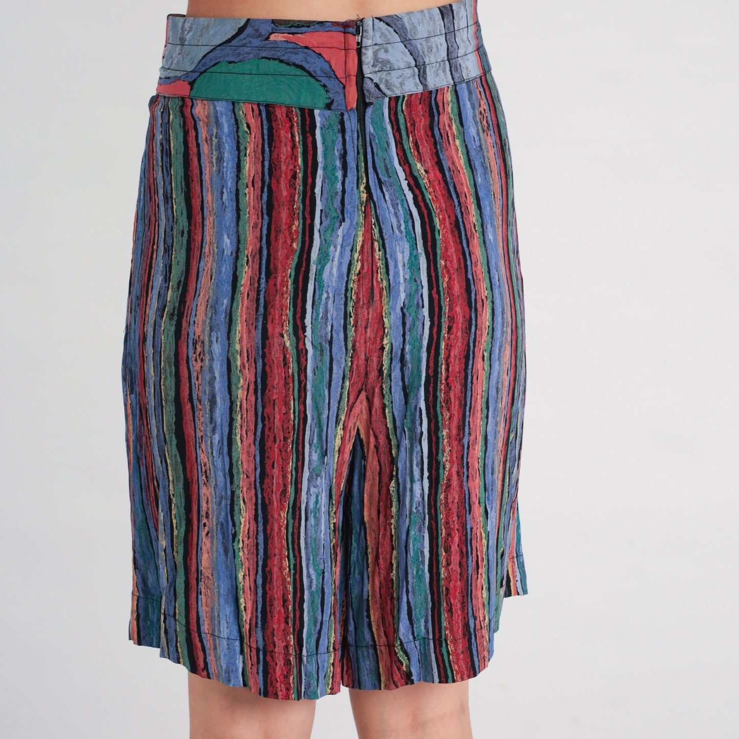 90s Striped Wide Leg Shorts High Waist Bermuda Rayon Green Blue Red Medium