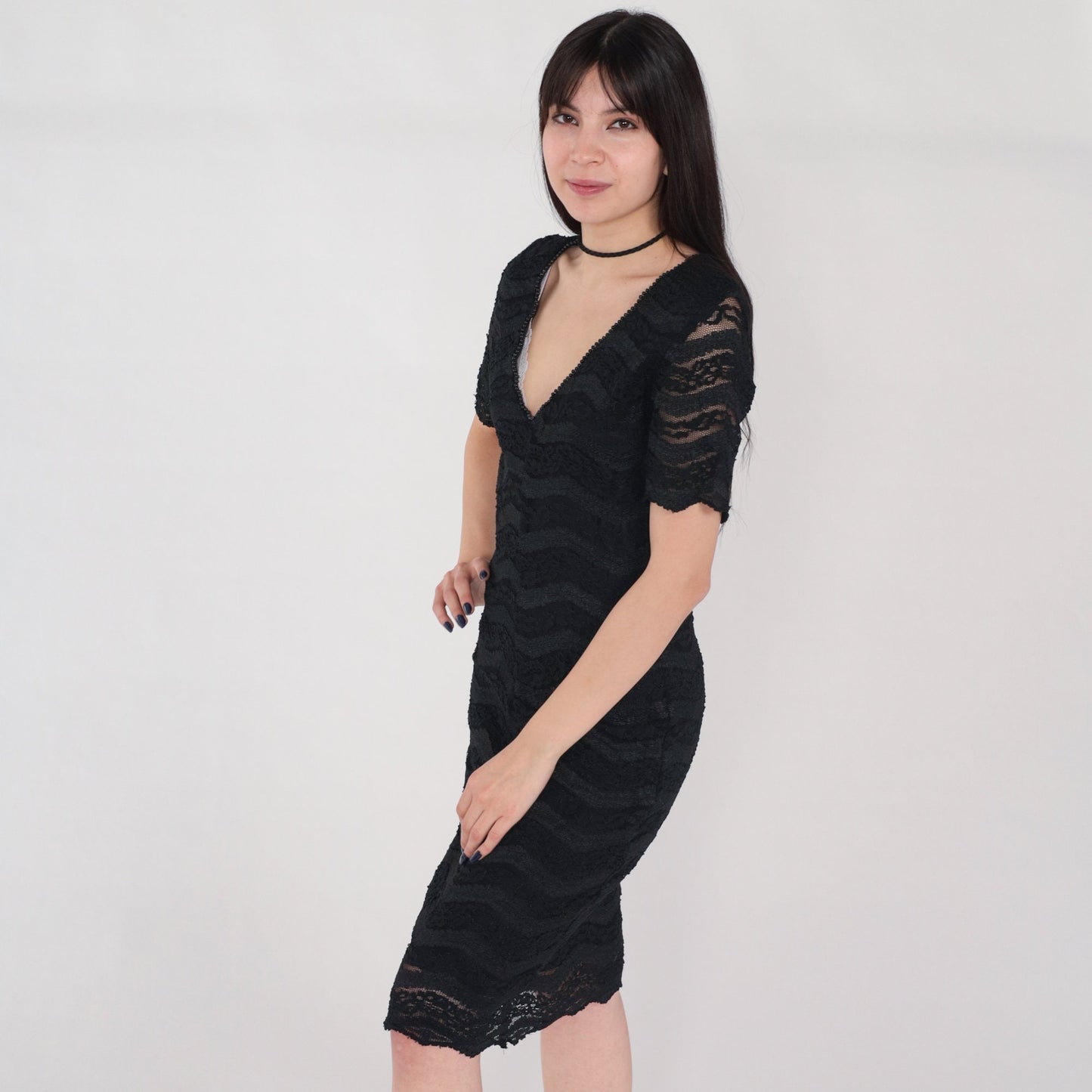90s Black Lace Sheath Dress V Neck Short Sleeve Knee Length Medium