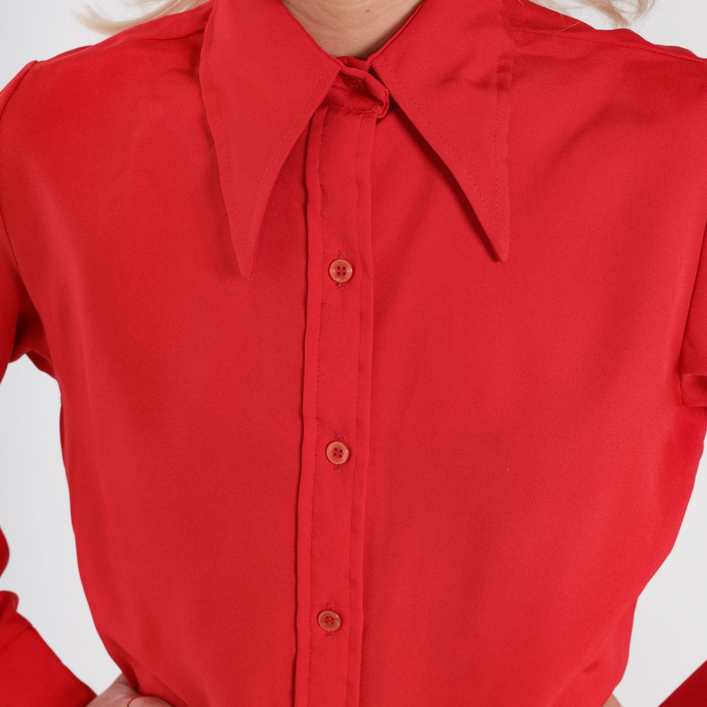 70s Winnie The Pooh Red Button Up Blouse Dagger Collar Embroidered Small S