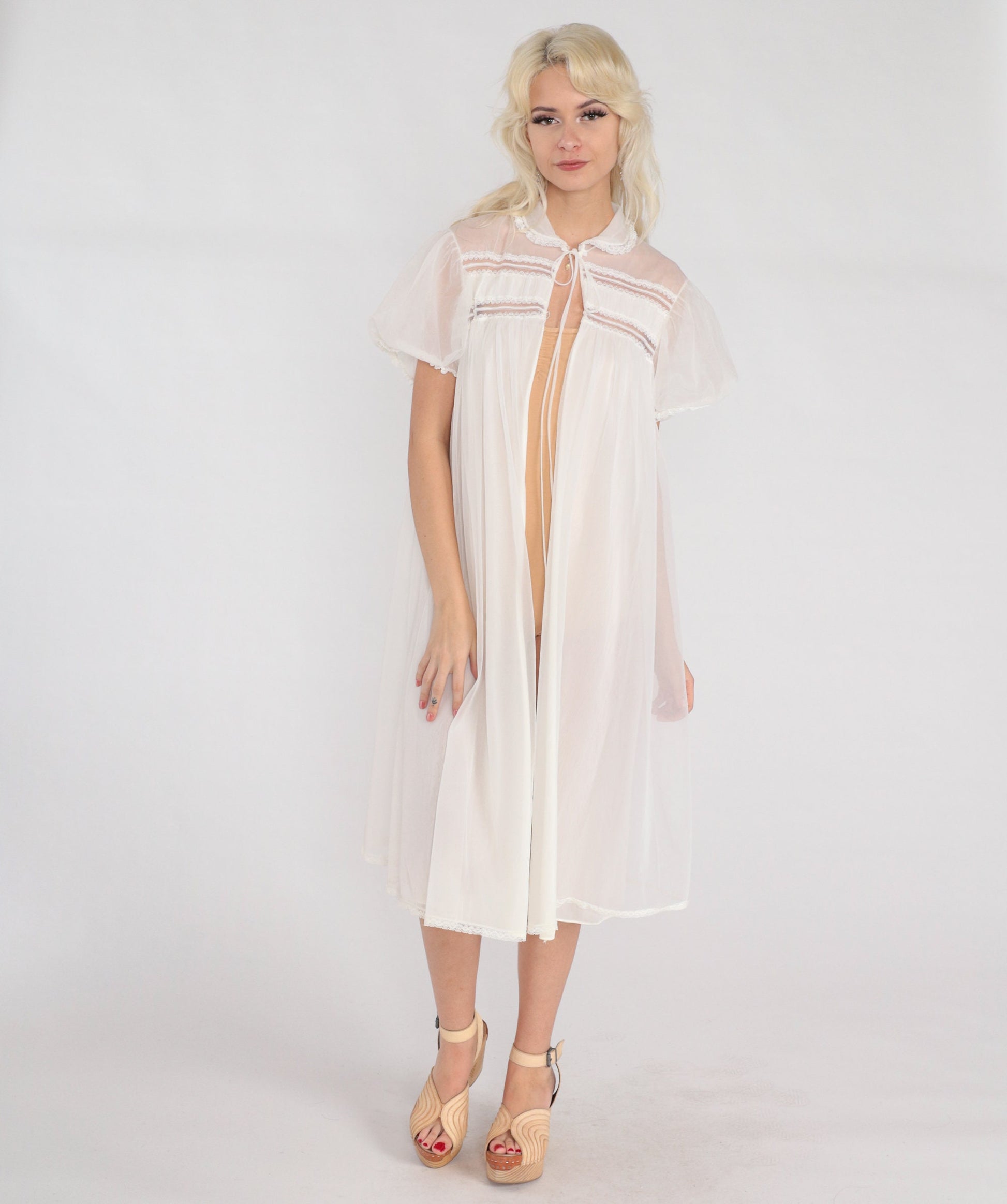 70s White Nylon Peignoir Robe Peter Pan Collar Tie Front Midi Small