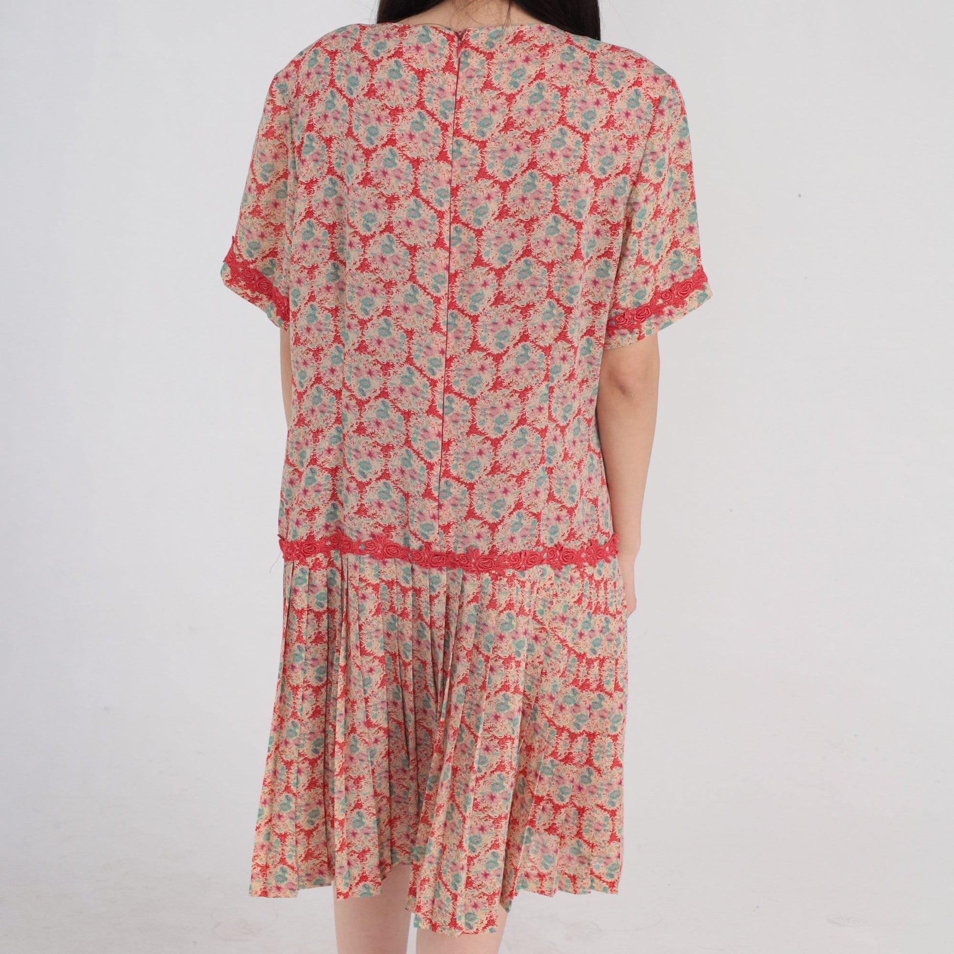 00s Red Floral Mini Dress Drop Waist Pleated Short Sleeve Lace Trim Large