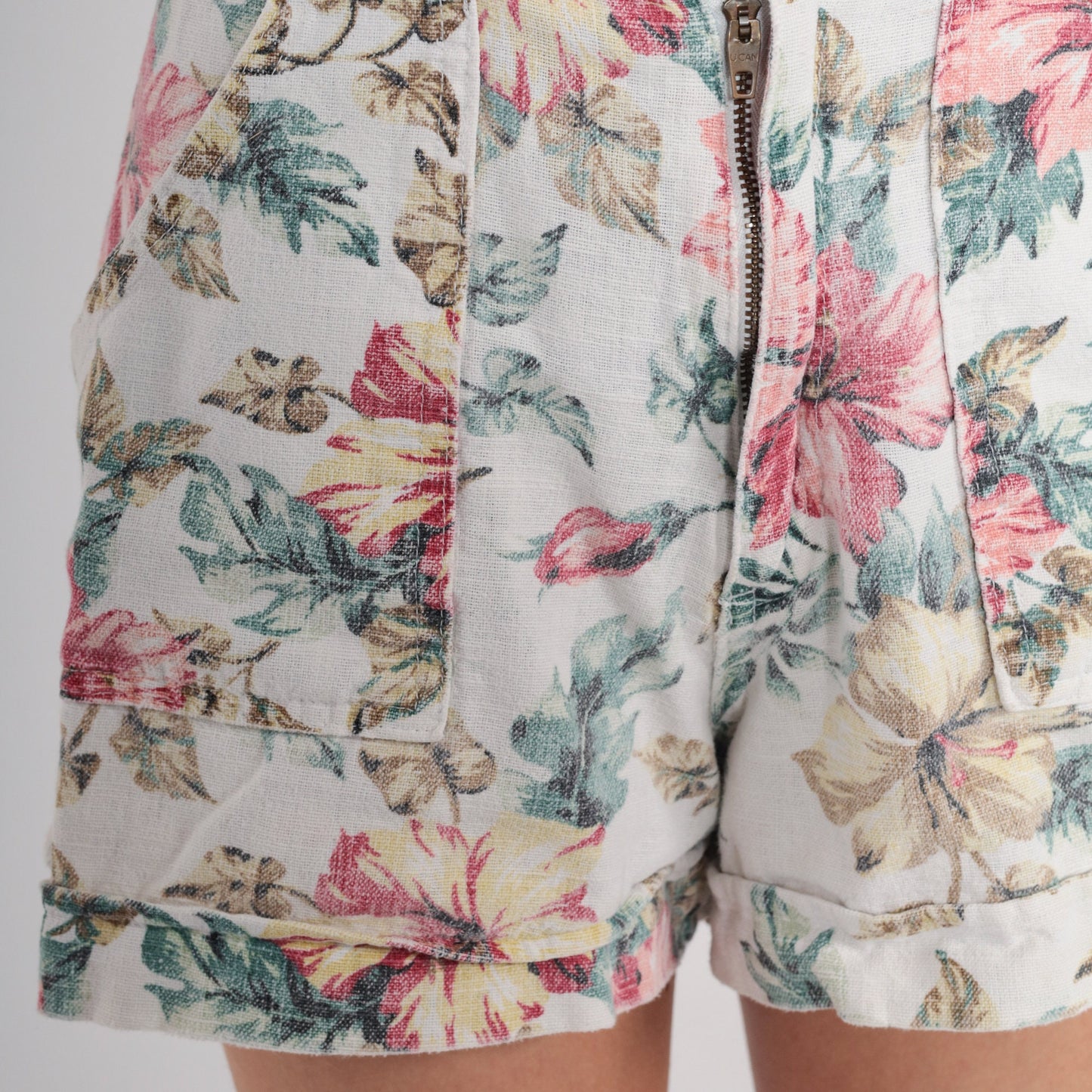 90s White Floral High-Waisted Shorts Cotton Linen Pockets Extra Small