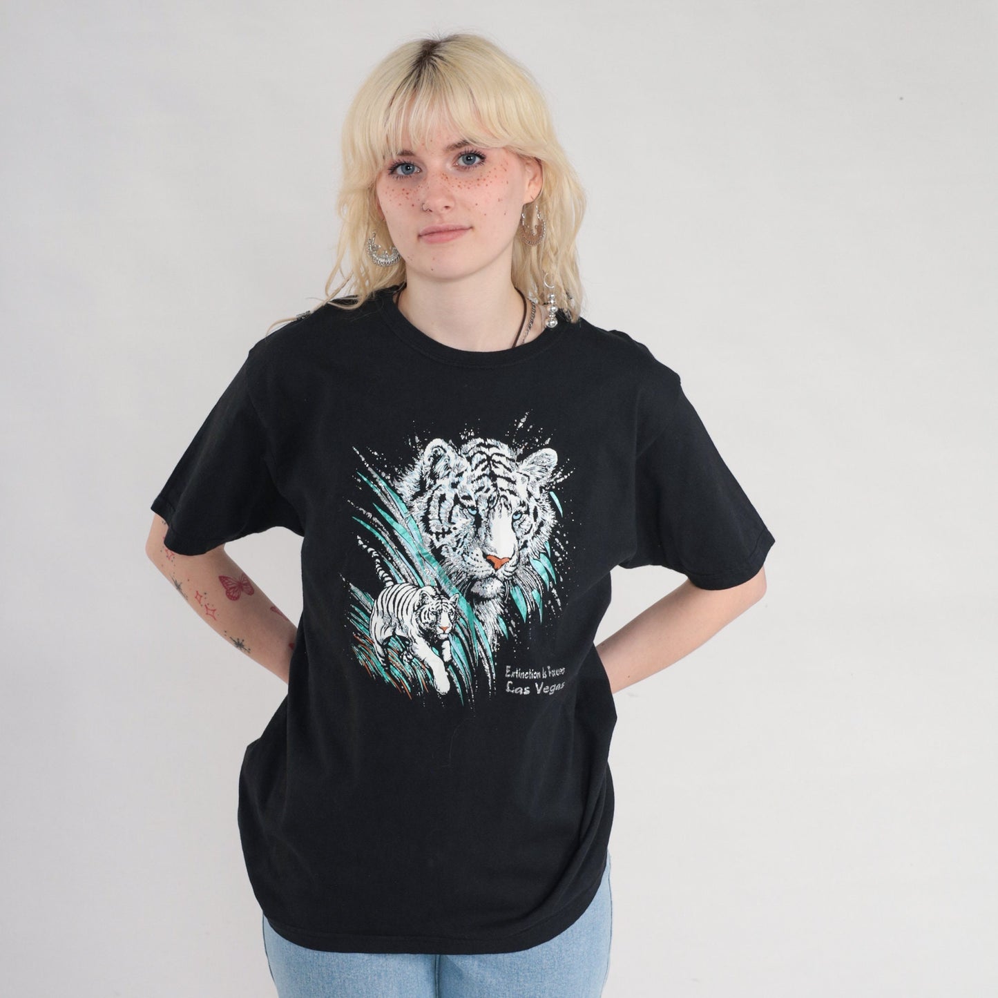 Y2K White Tiger Glitter Graphic Tee Extinction is Forever Black Medium