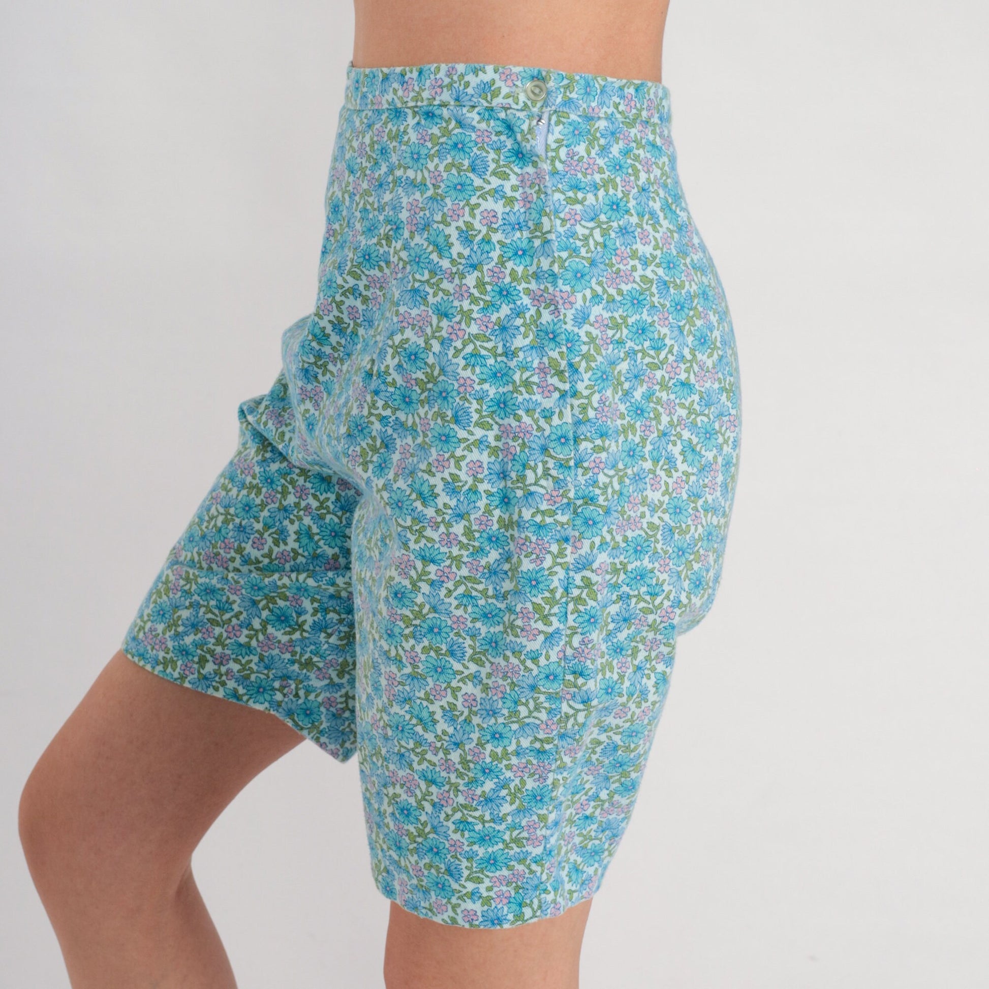 70s Blue Floral High-Waisted Shorts Cotton Flower Print Small S