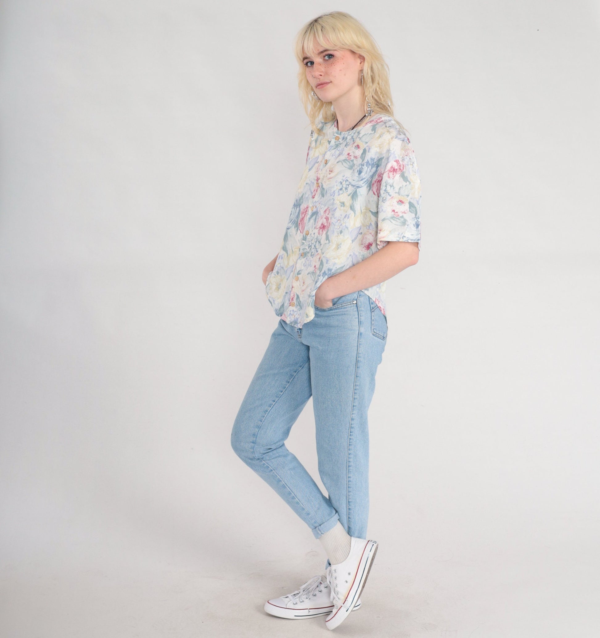 90s Rose Floral Rayon Blouse White Button-Up Short Sleeve Medium