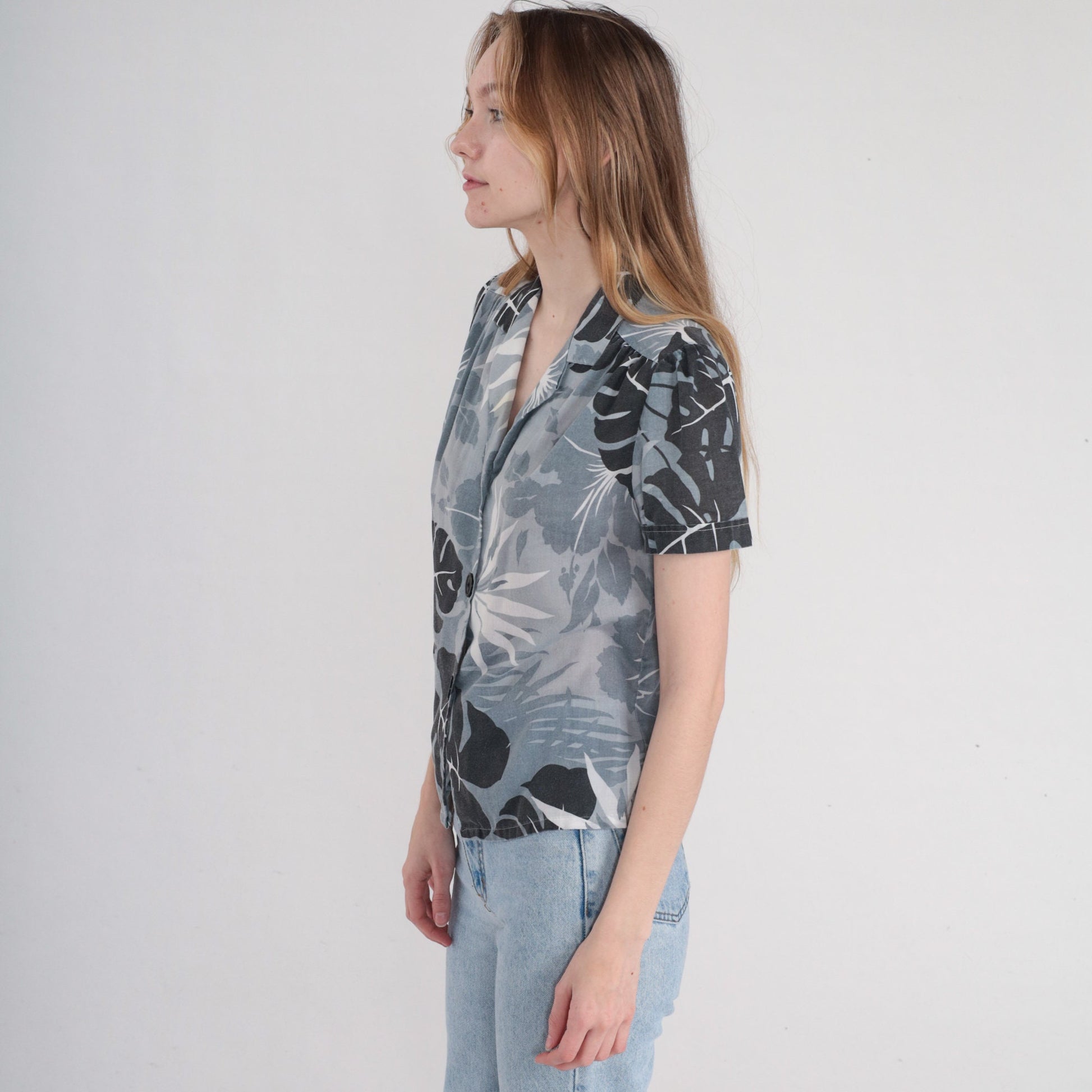 80s Grey Tropical Floral Blouse Puff Sleeve Button Up Small