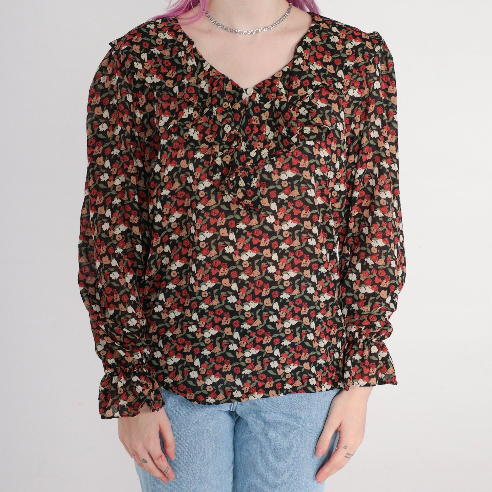 00s Floral Print Blouse Long Sleeve Ruffle Neckline Red Green Black Medium