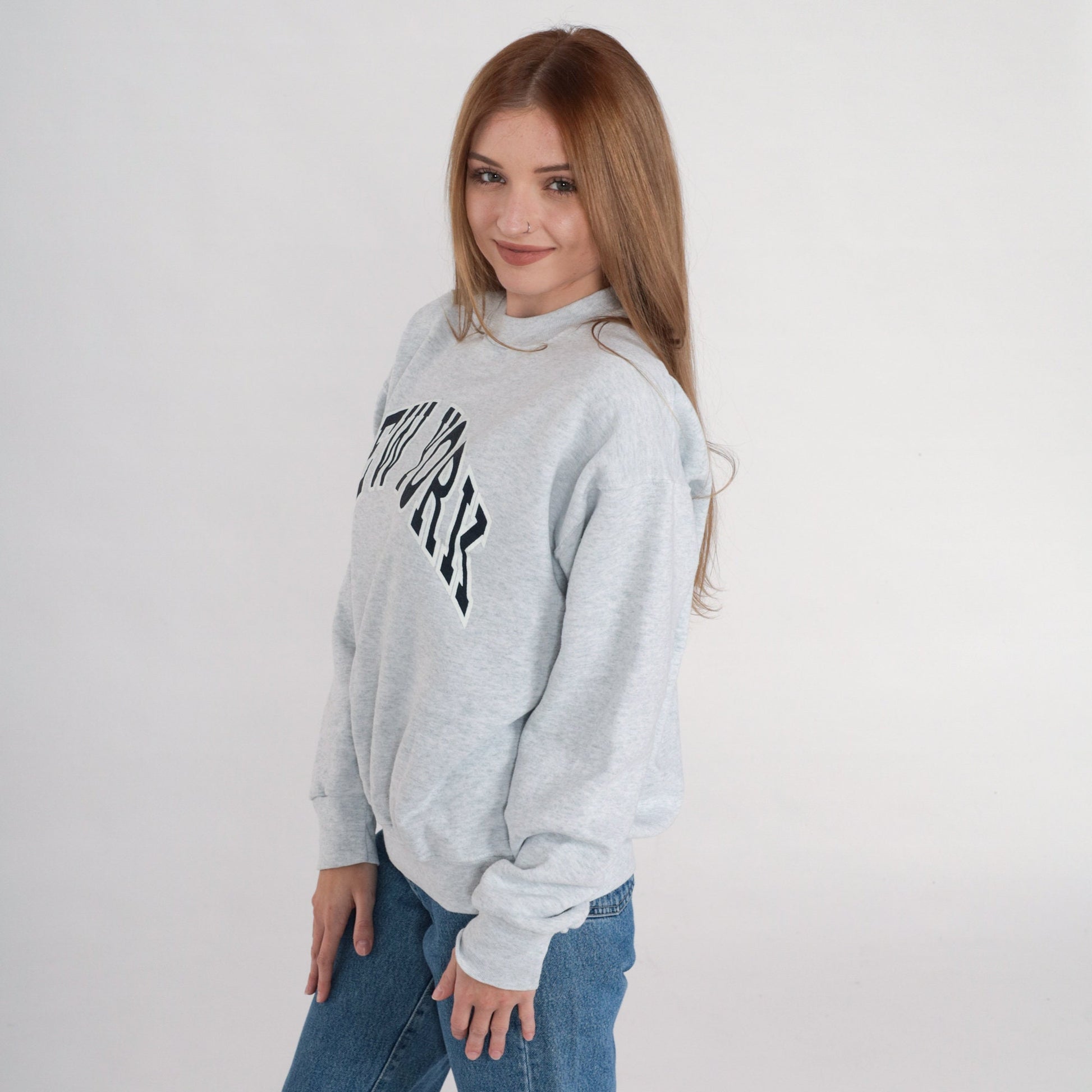 Y2K New York NYC Graphic Sweatshirt Heather Grey Crewneck Medium M